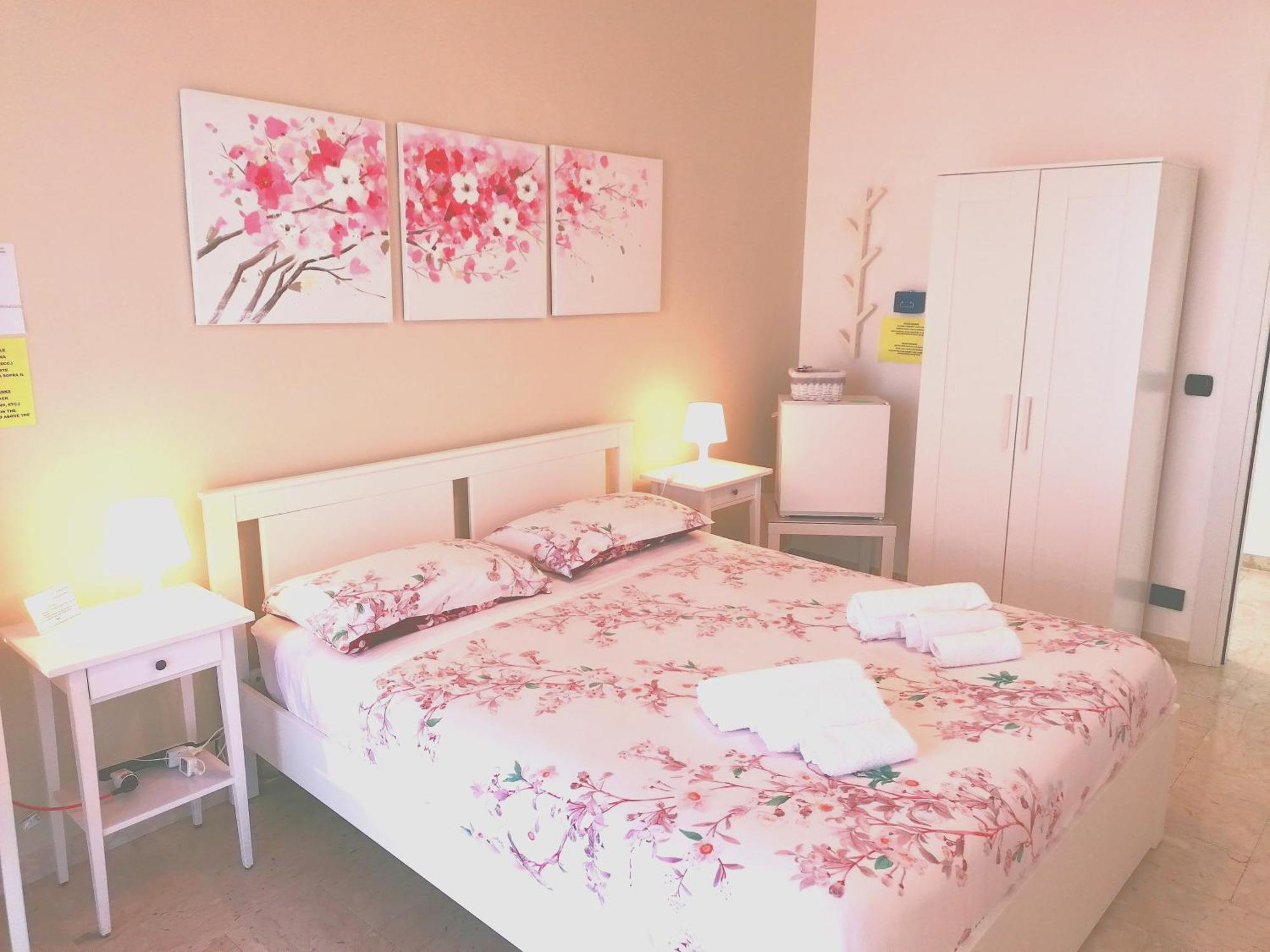 Double Room Private Bathroom