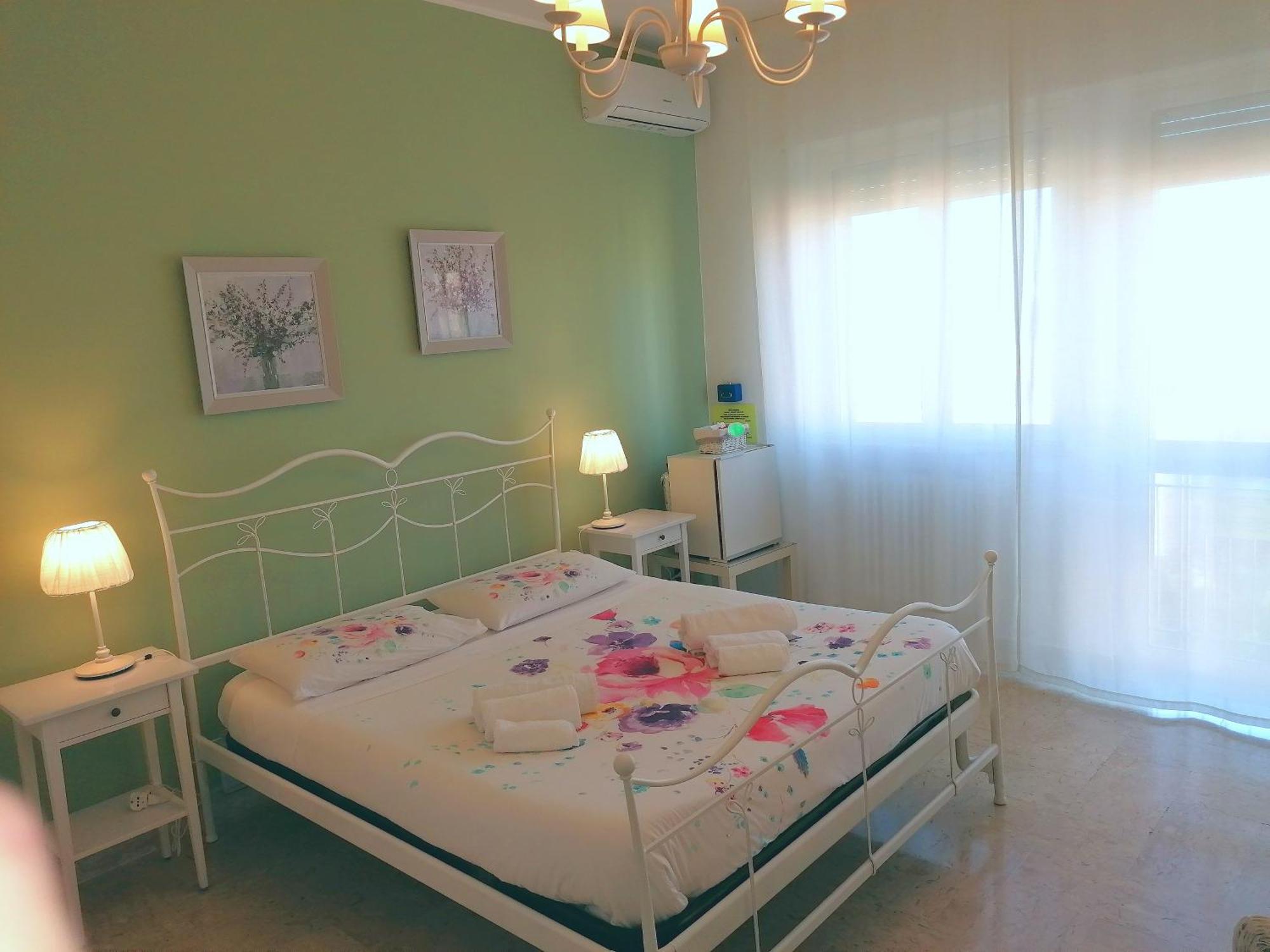 Double Room Private Bathroom