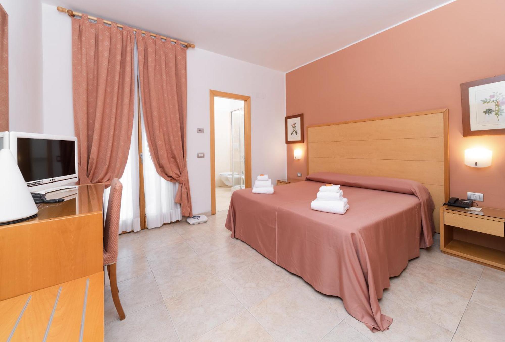 Standard Double Room,1646886654:JPEG