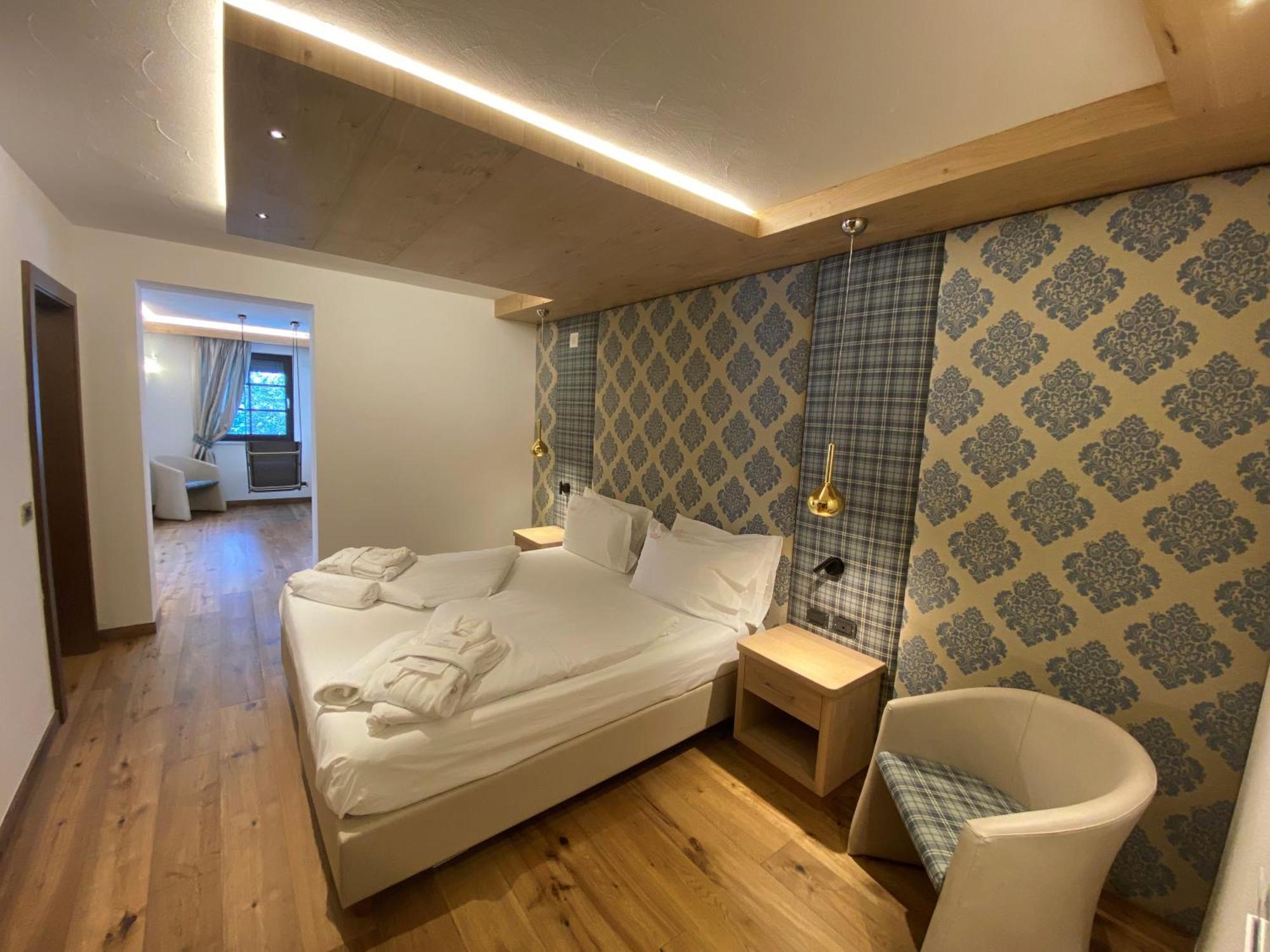 Double Room Spa Bath