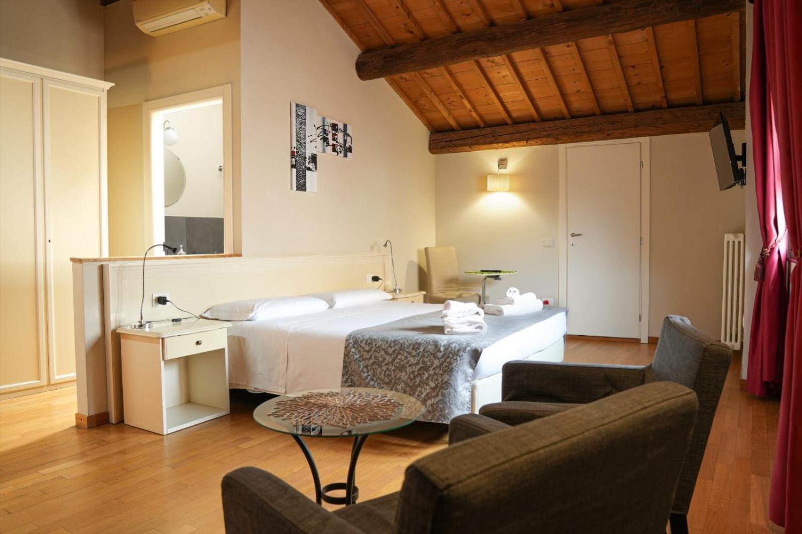 Superior Triple Room