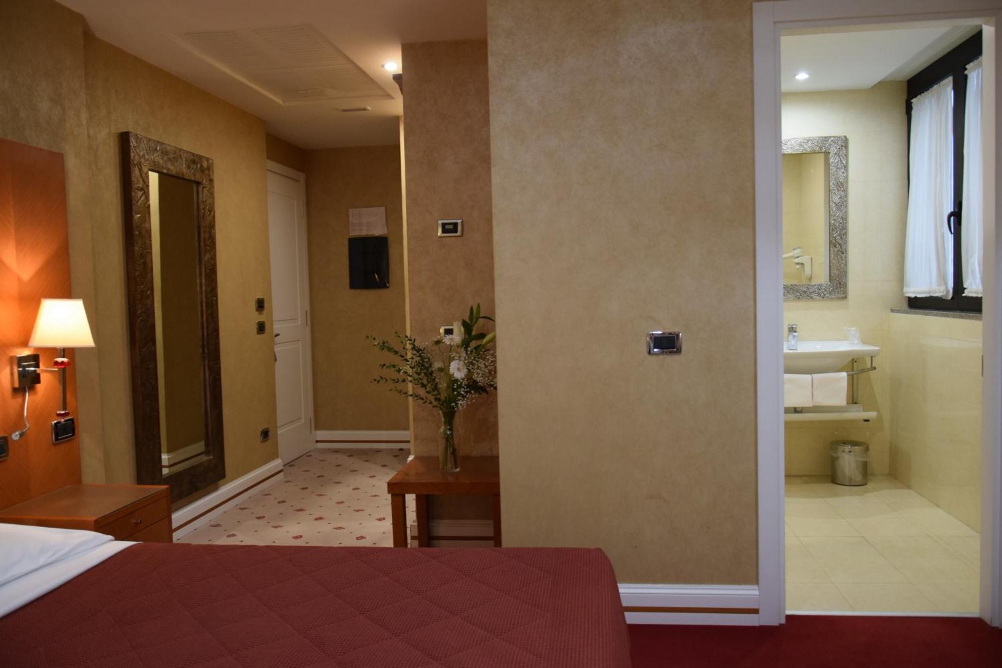 Standard Double or Twin Room