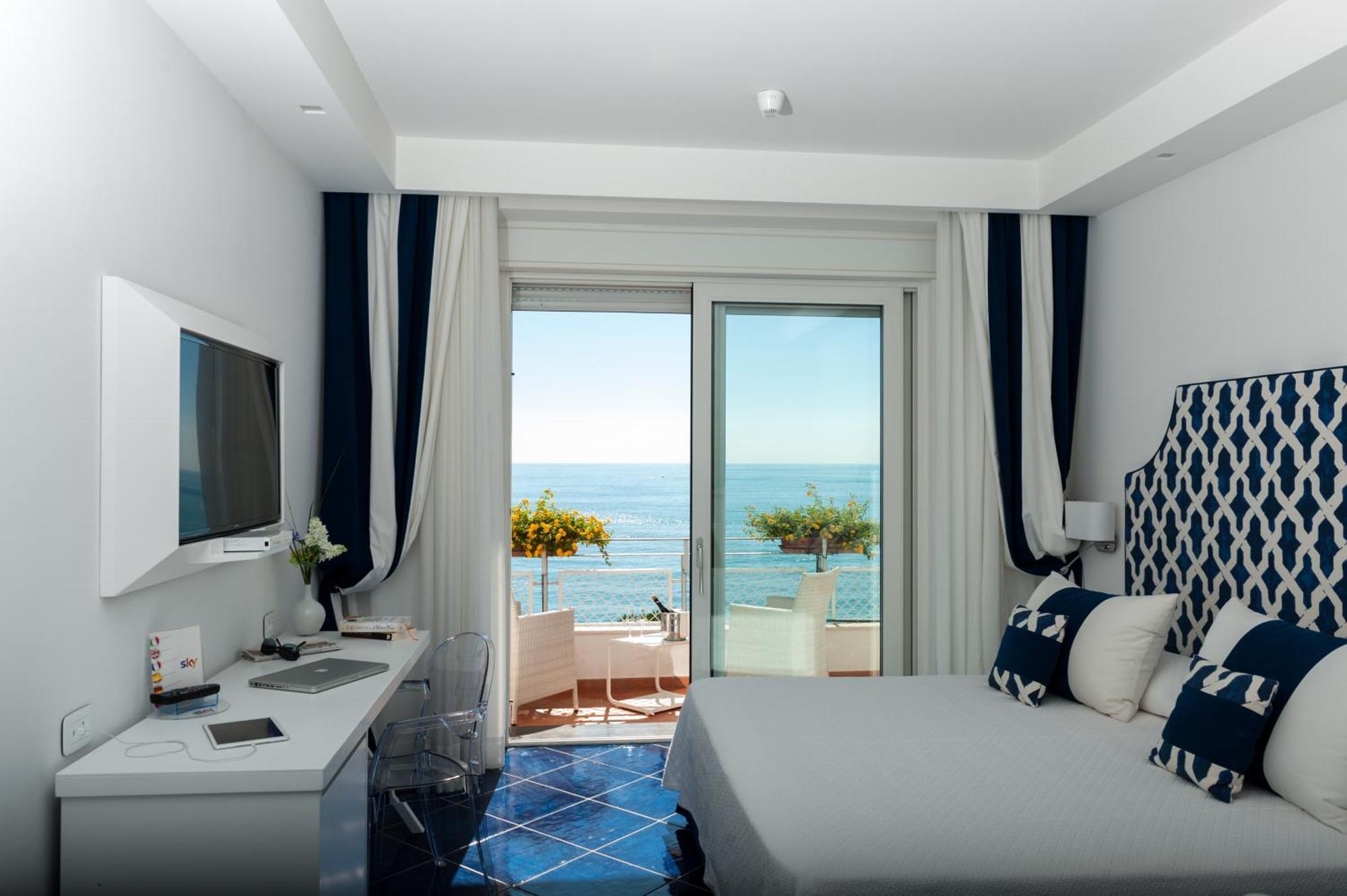 Deluxe Double or Twin Room Balcony Sea View,1656185822:JPEG