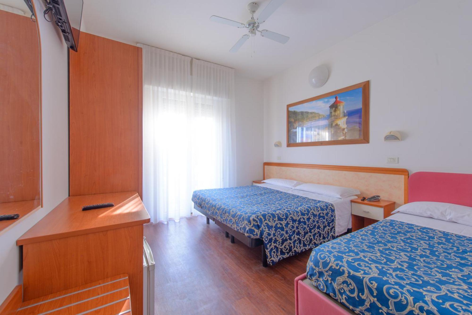 Triple Room Balcony