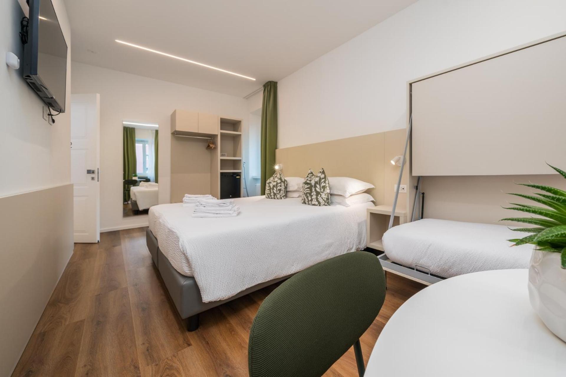 Quadruple Room Private Bathroom