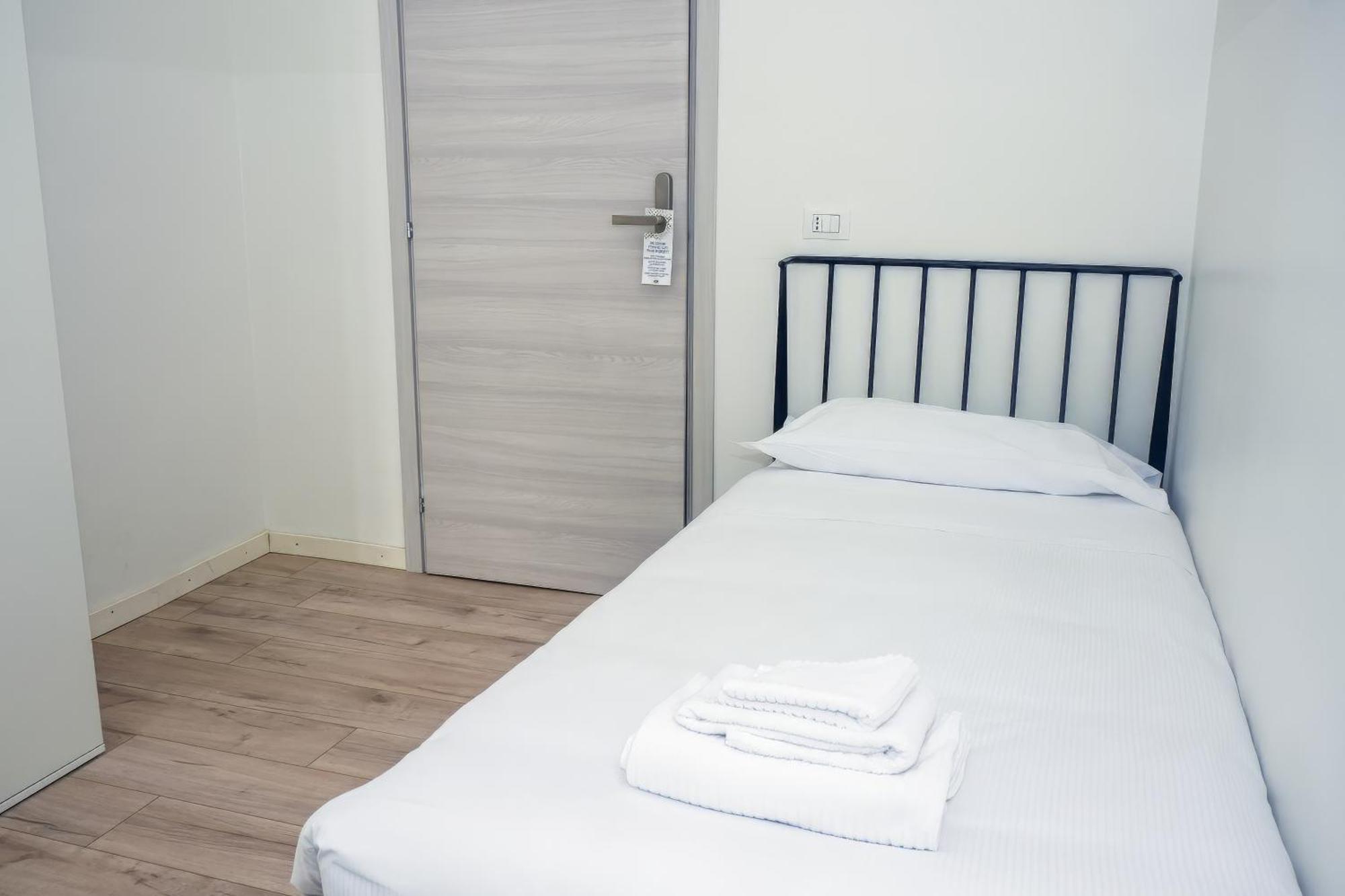 Economy Single Room