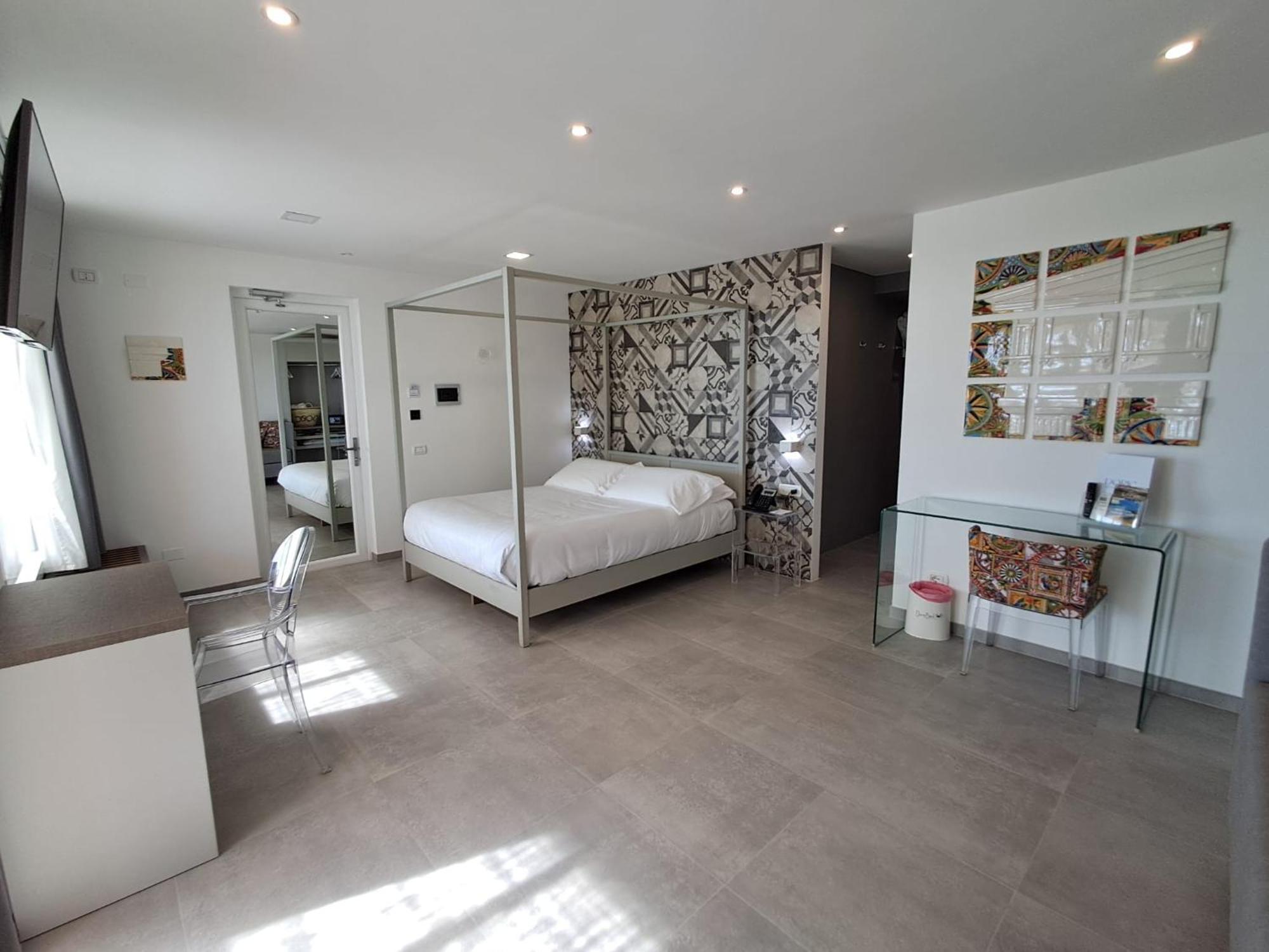 Queen Room Private Spa & View