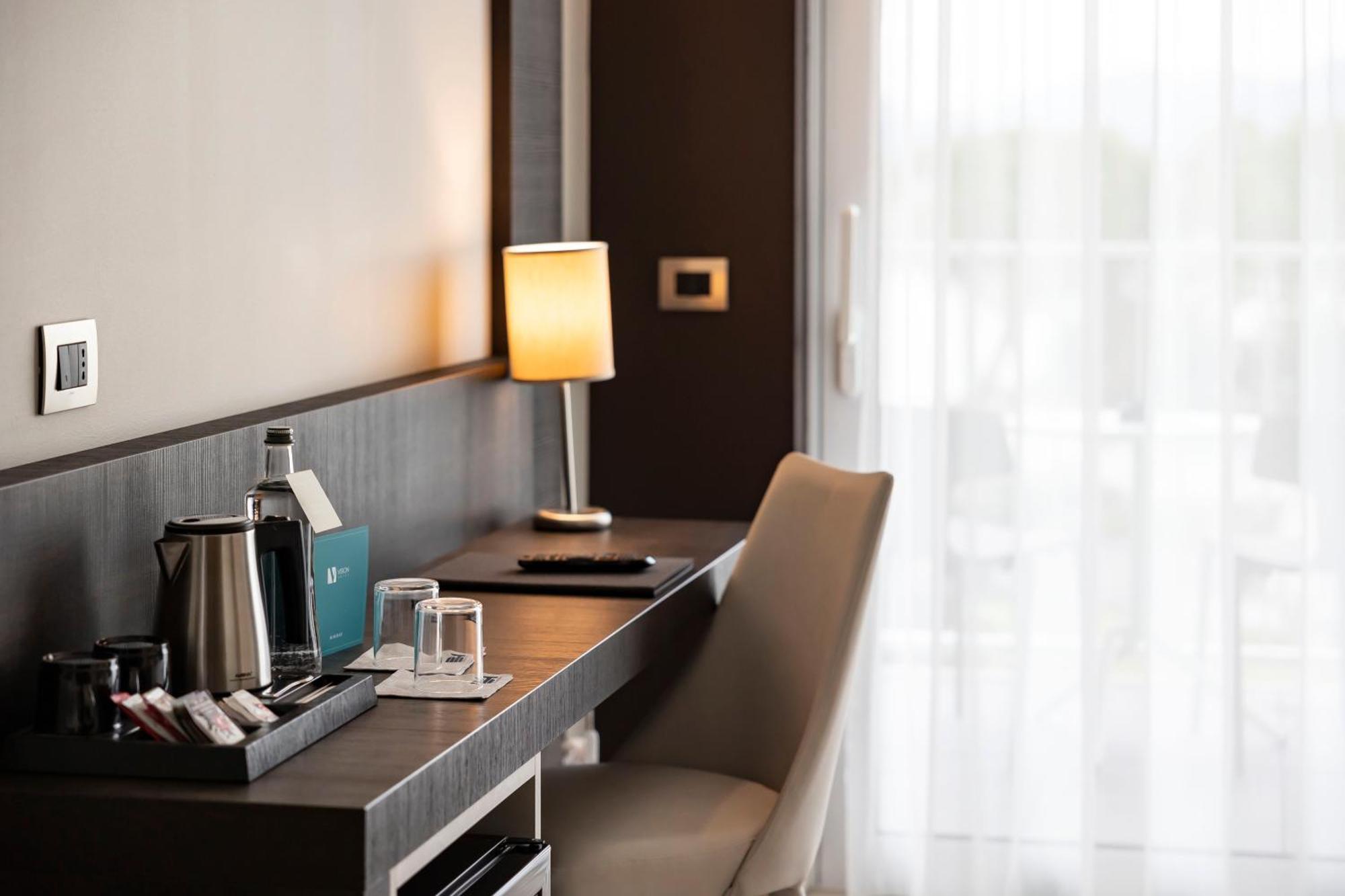 Superior Double or Twin Room Lake View