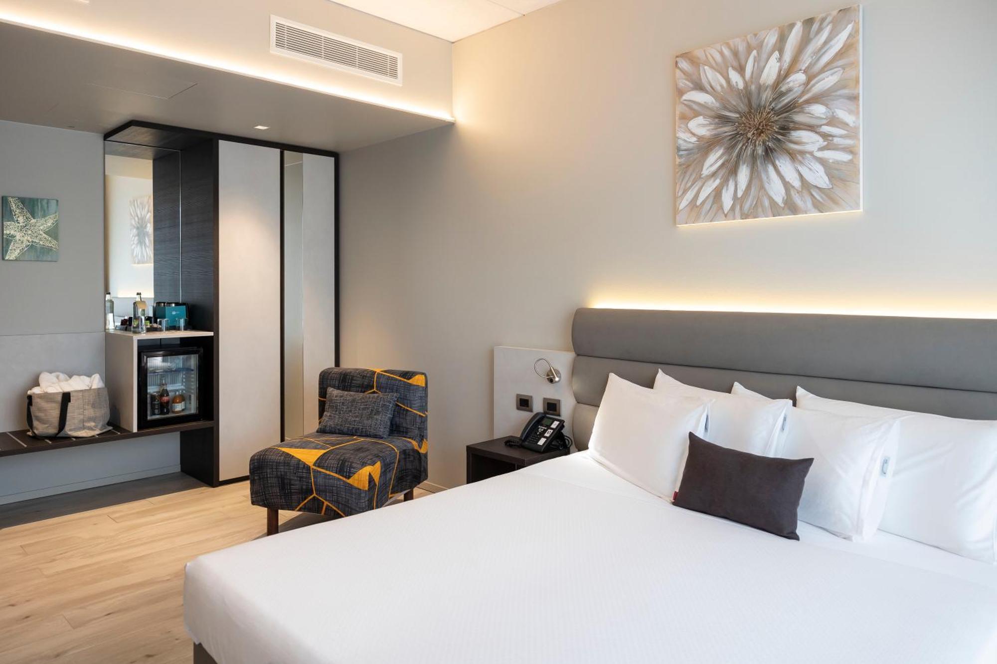 Classic Double or Twin Room