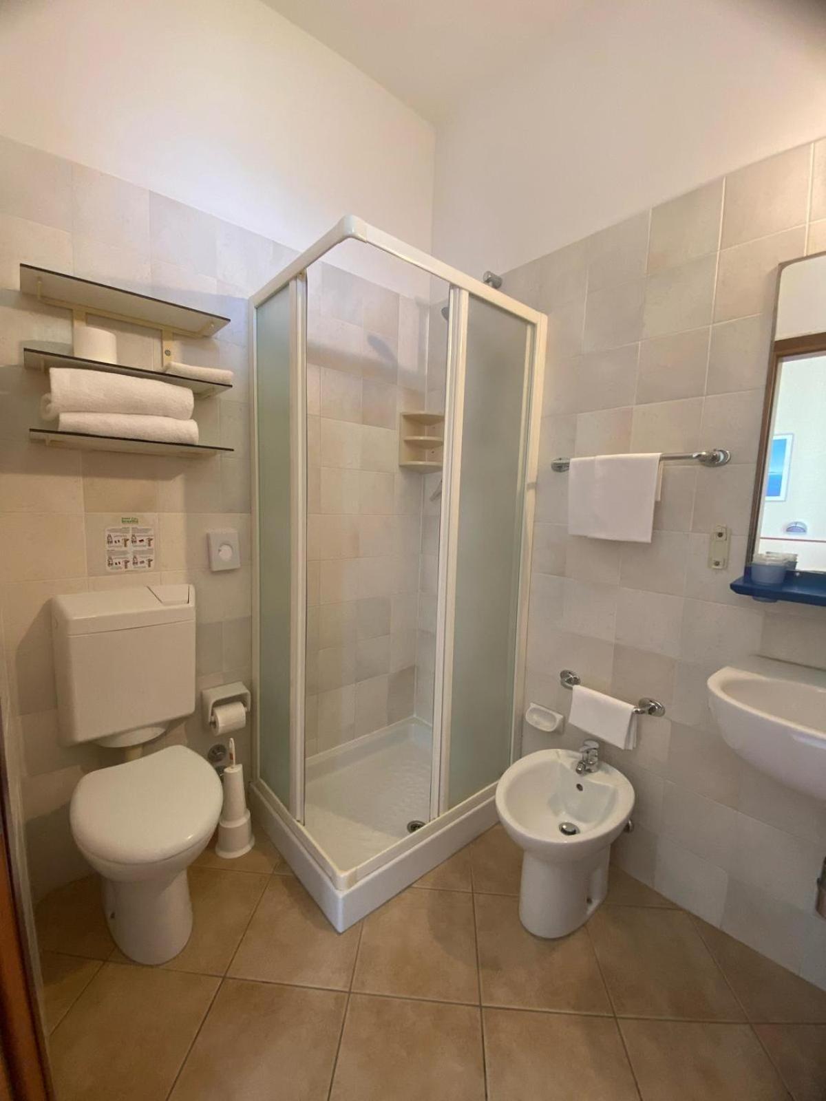 Double or Twin Room Sea View