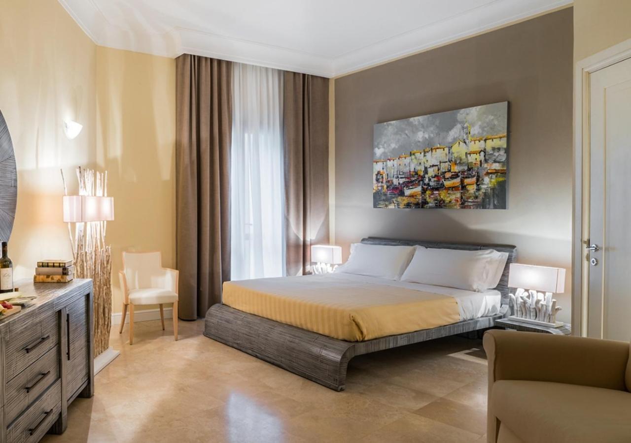 Superior Double or Twin Room Garden View