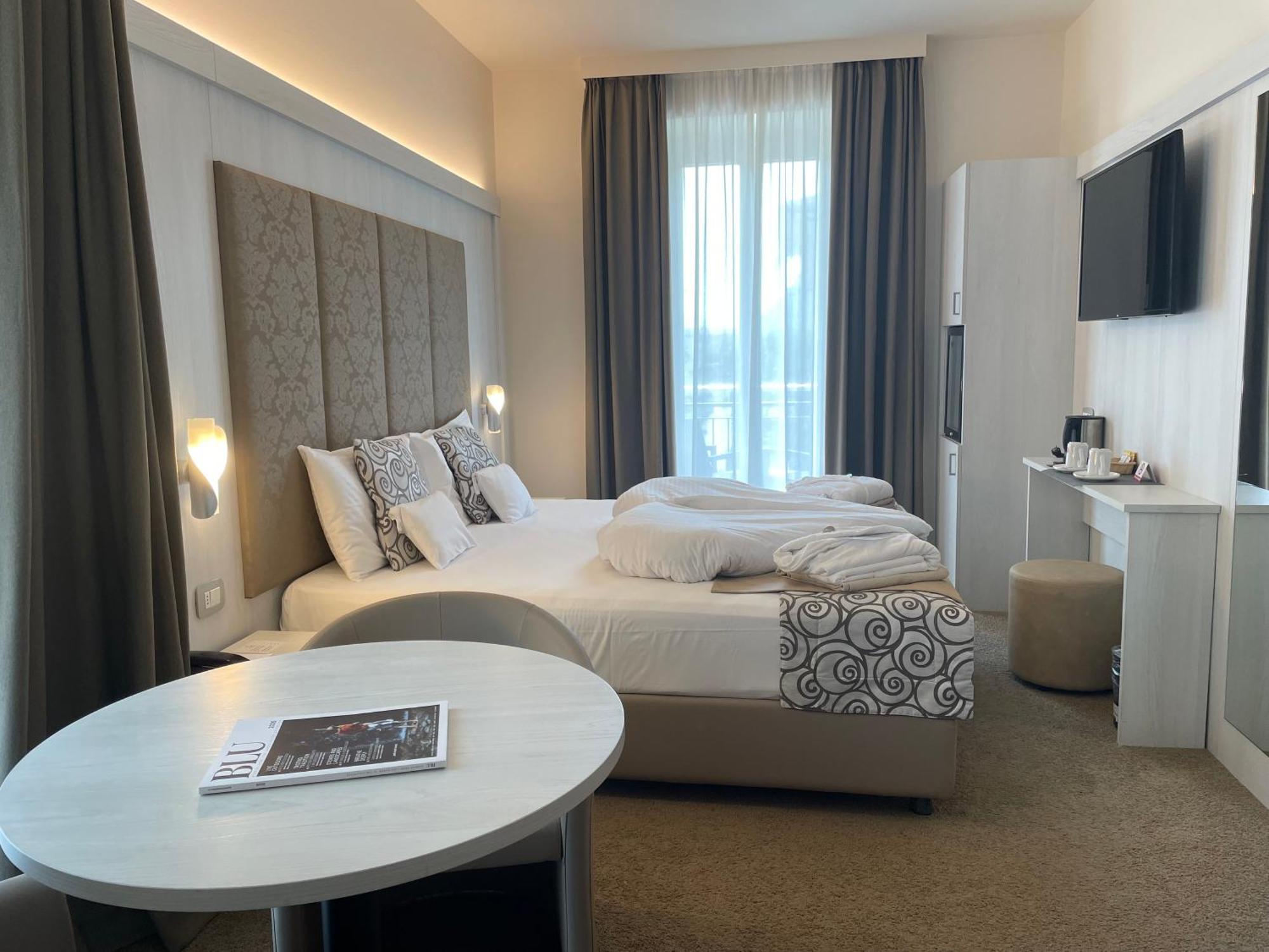 Romantic Double or Twin Room Balcony