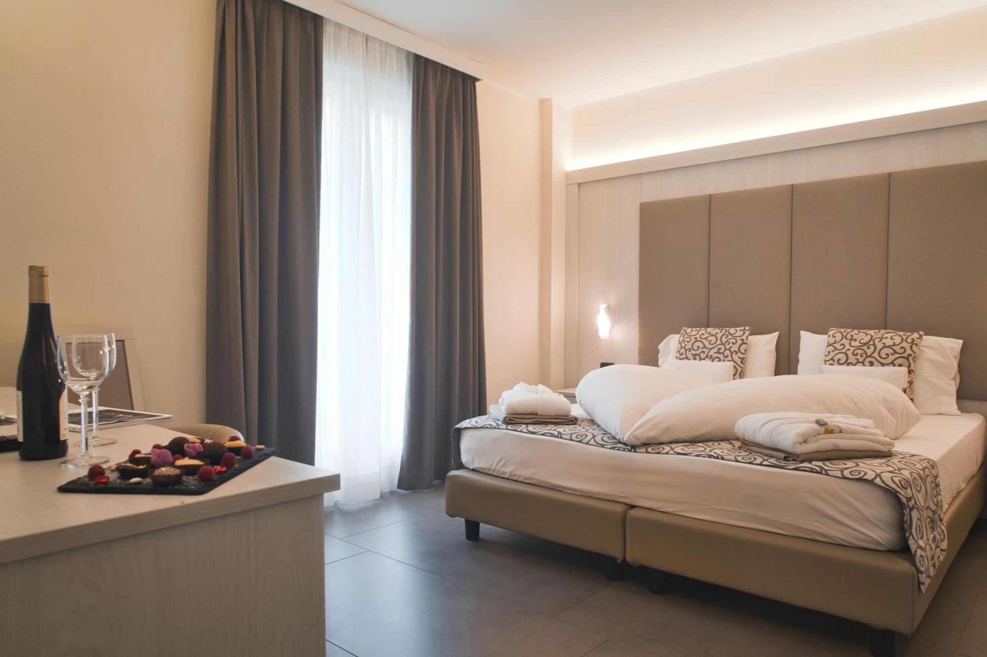 Romantic Double or Twin Room Balcony
