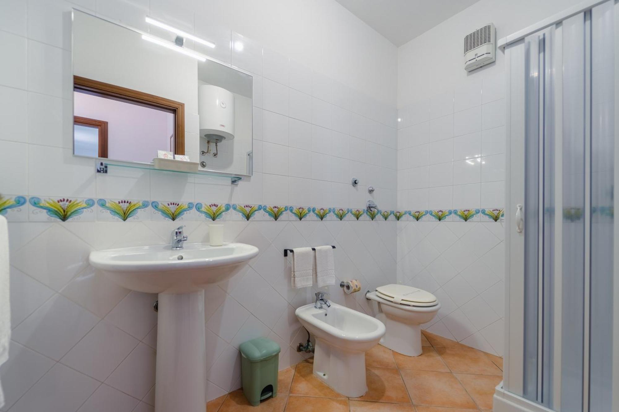 One-Bedroom Apartment Annex