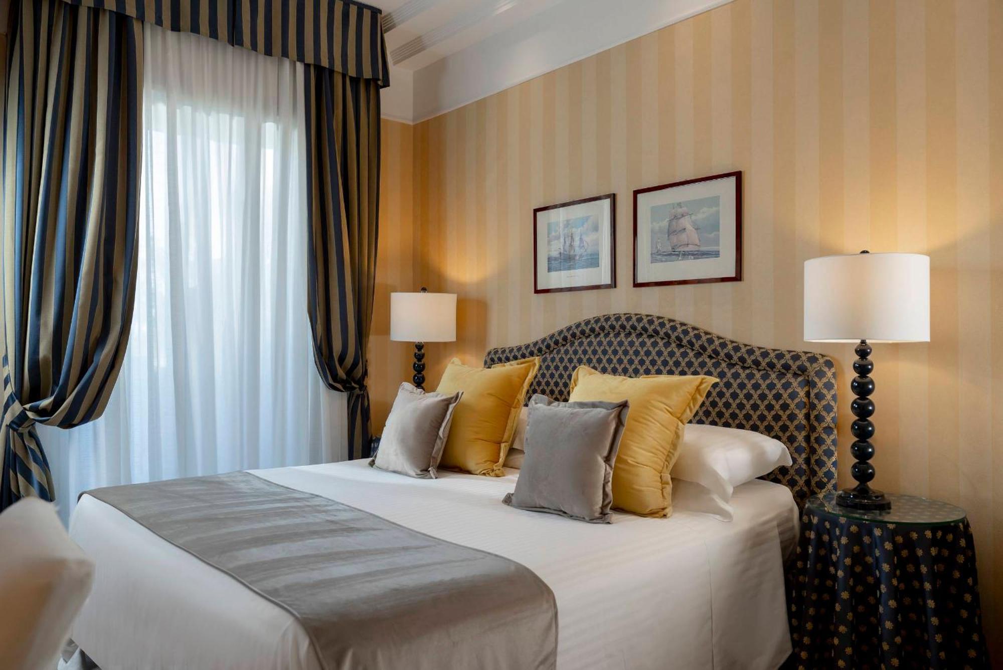 Classic Double Room Partial Sea View