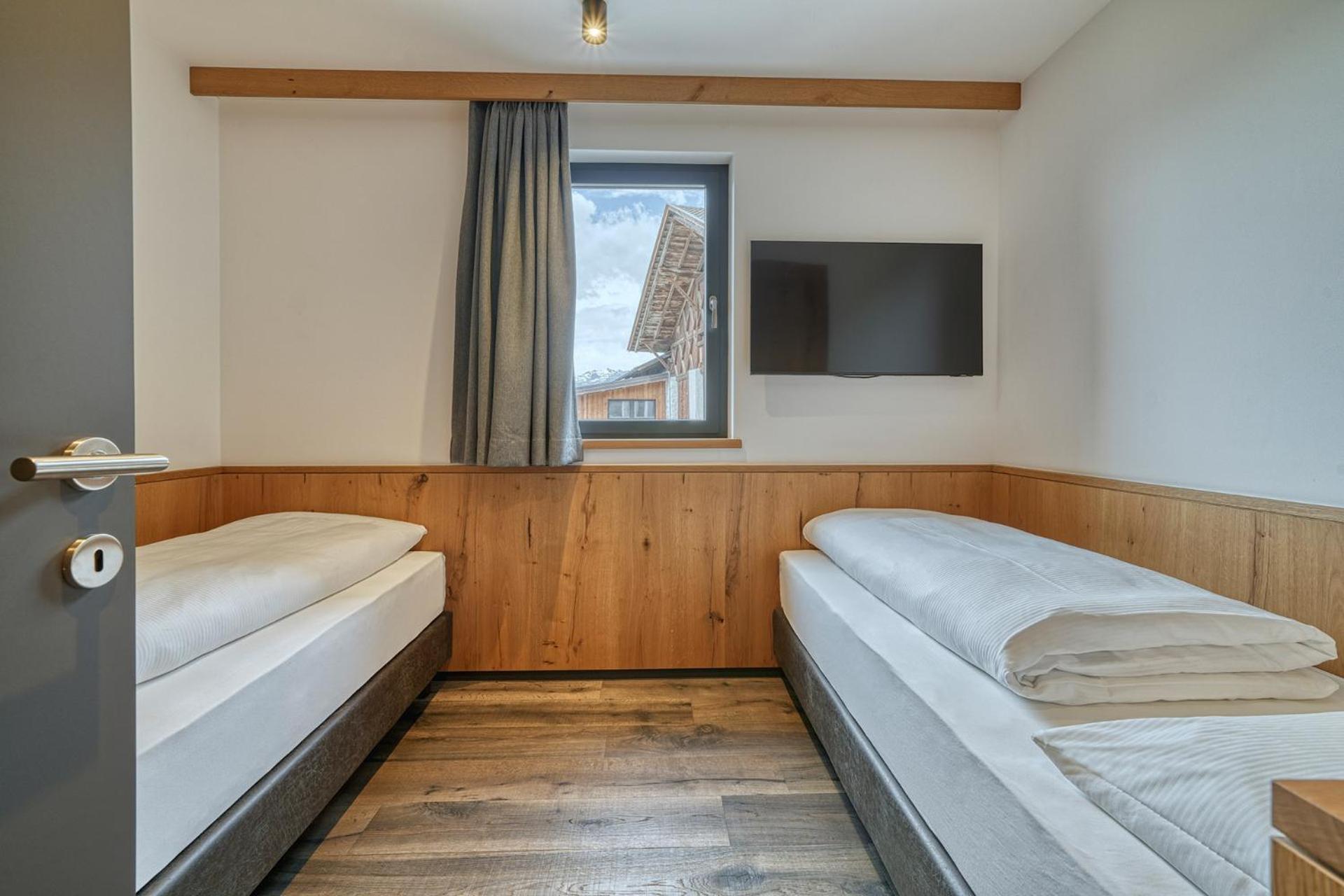Deluxe Family Suite