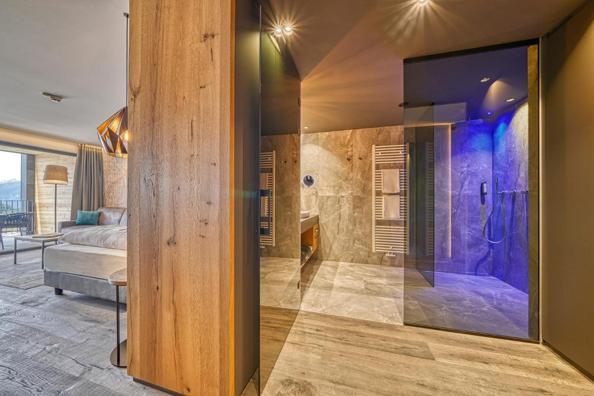 Junior Suite Mountain View