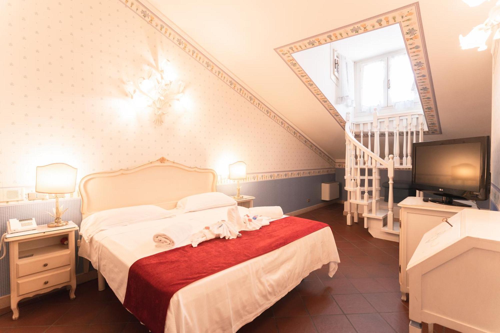 Classic Double or Twin Room