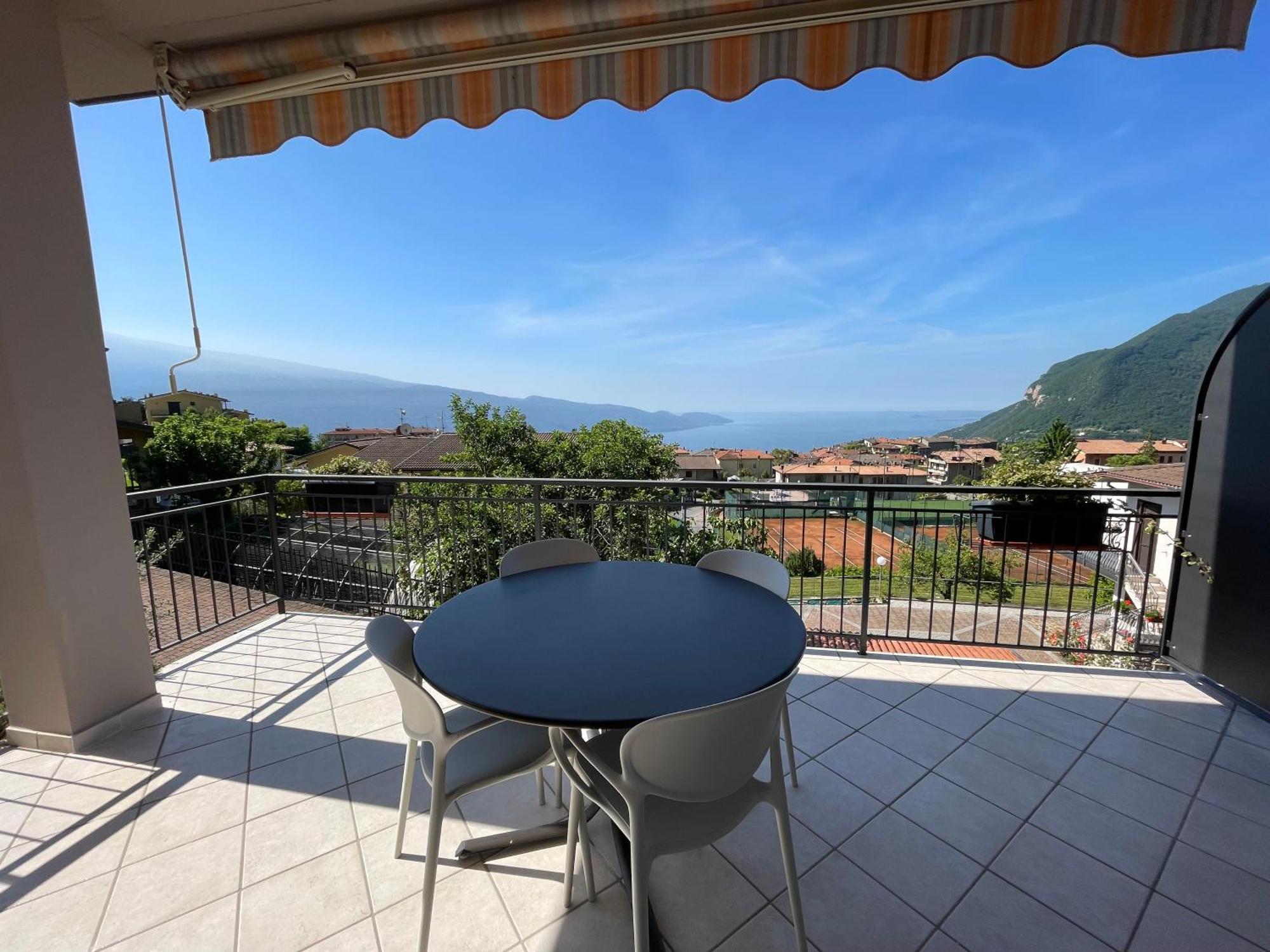 Superior Apartment mit Balkon