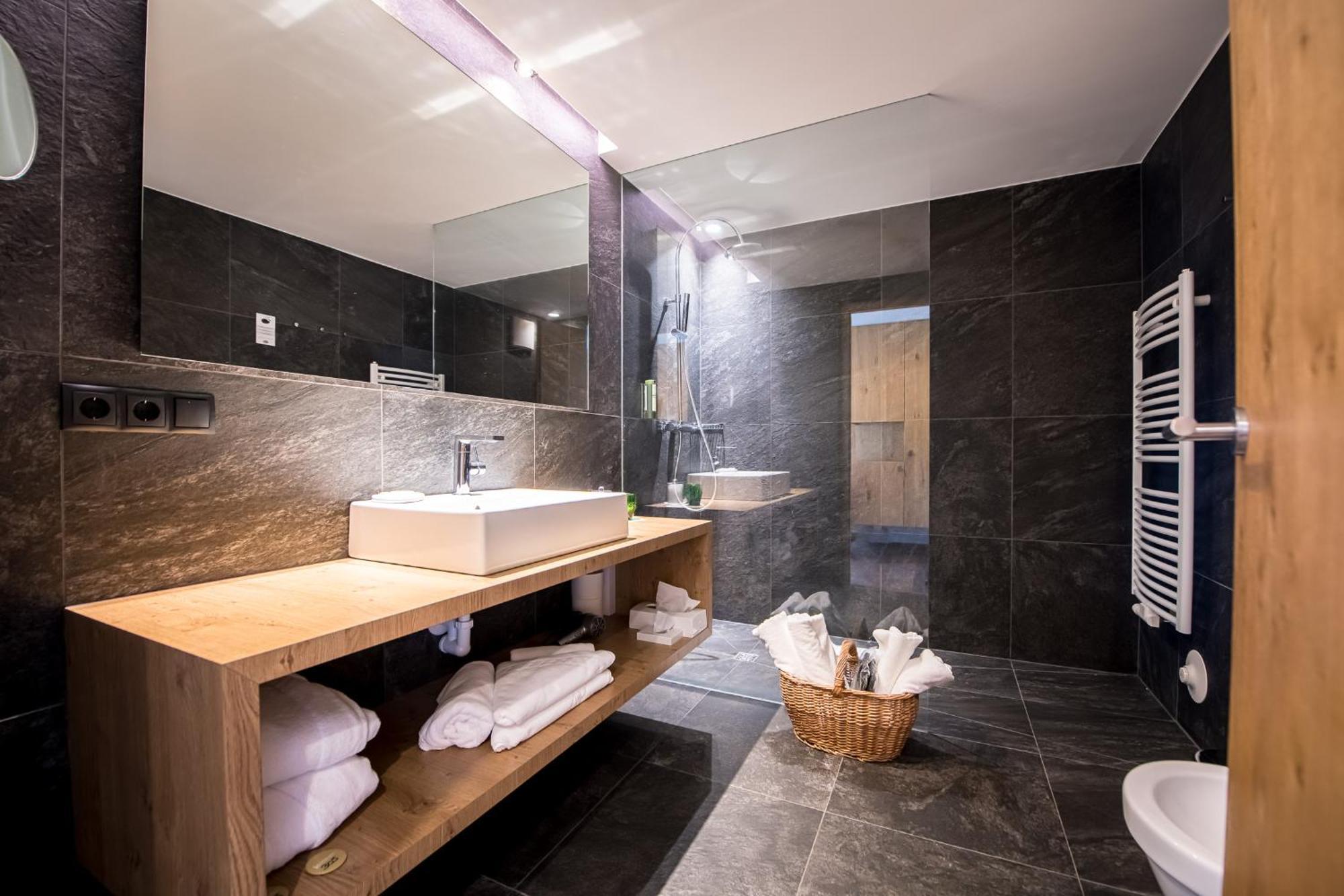 Grand Deluxe Double Room