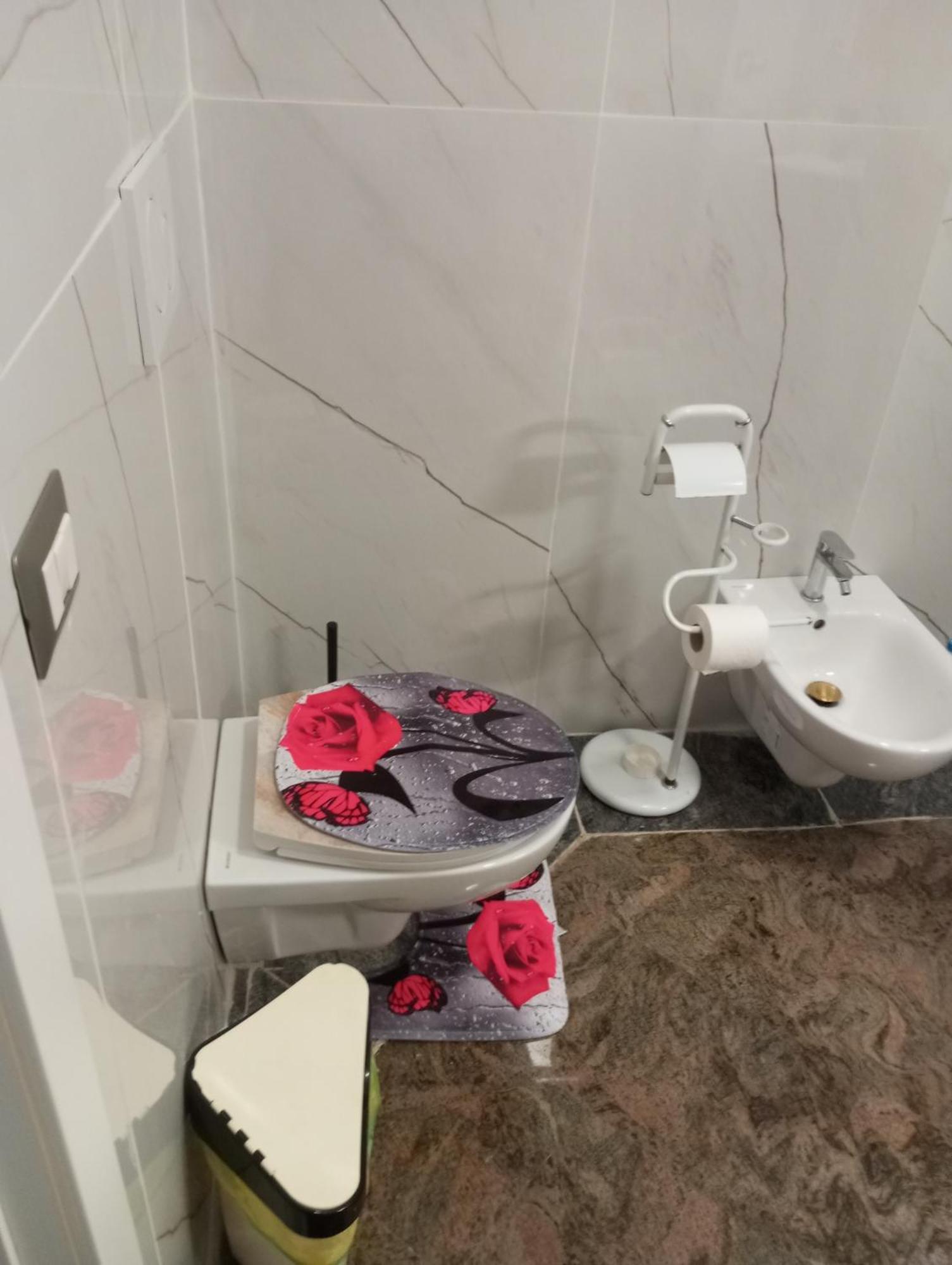 Triple Room Private Bathroom