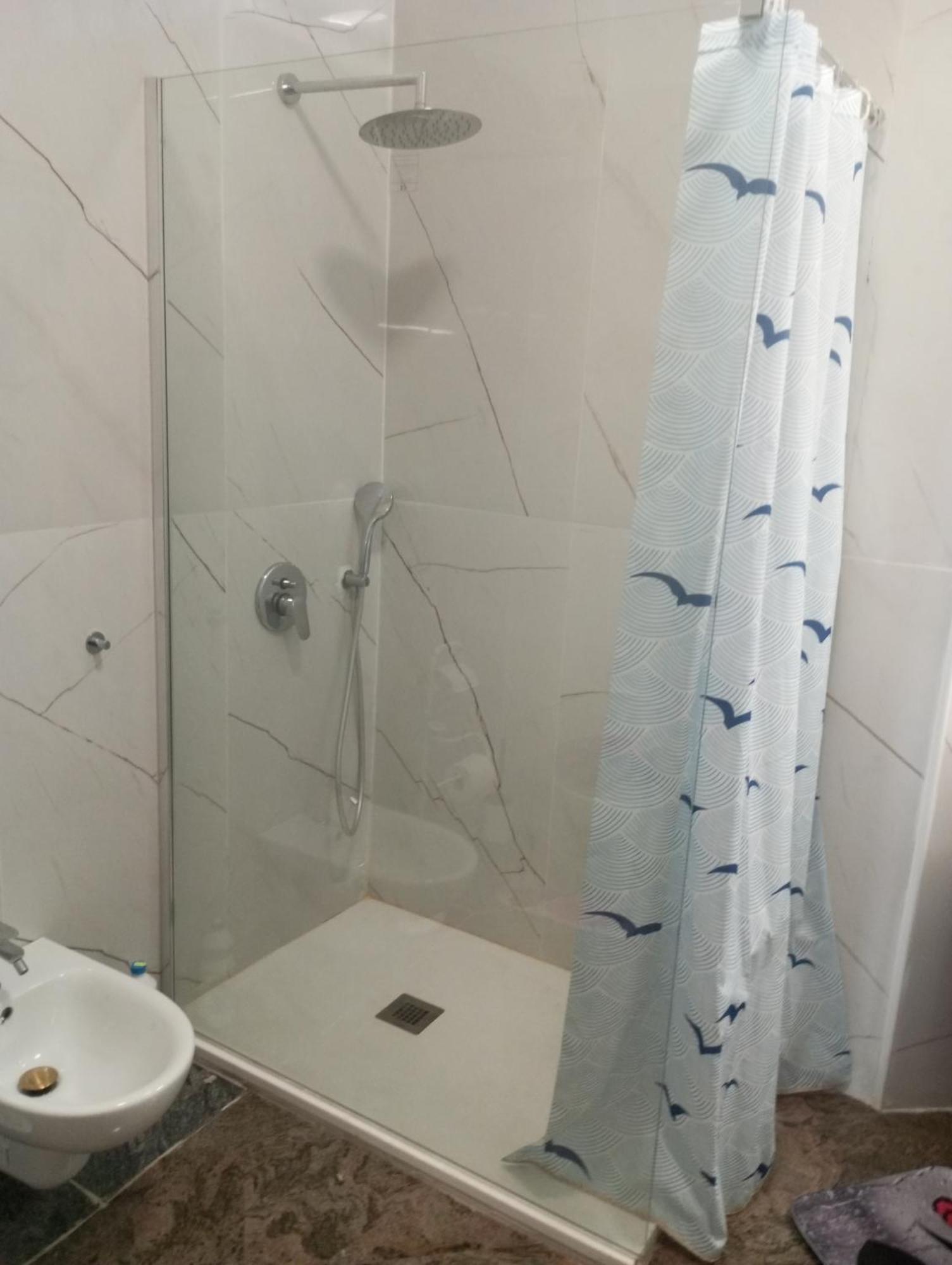 Triple Room Private Bathroom