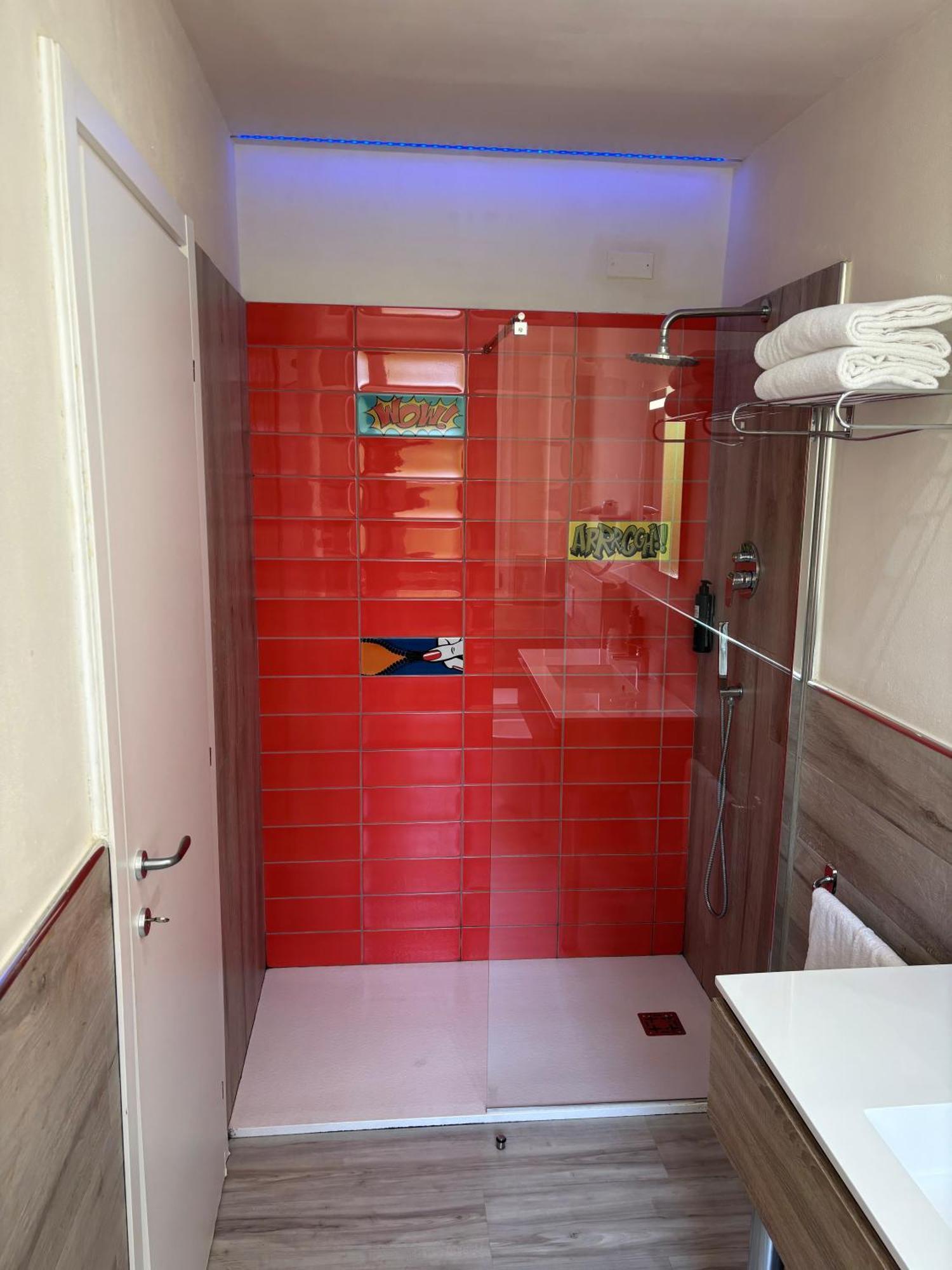Quadruple Room,1679562869:JPEG
