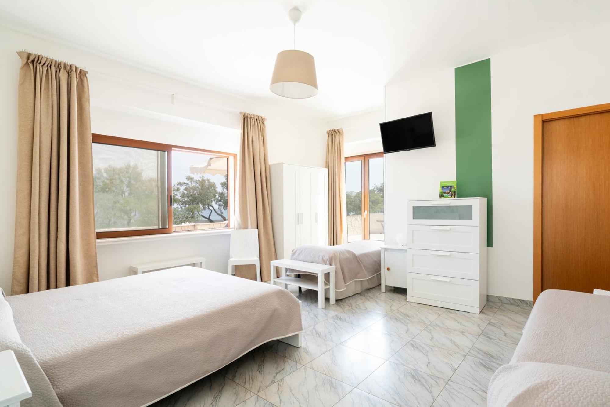 Quadruple Room Sea View