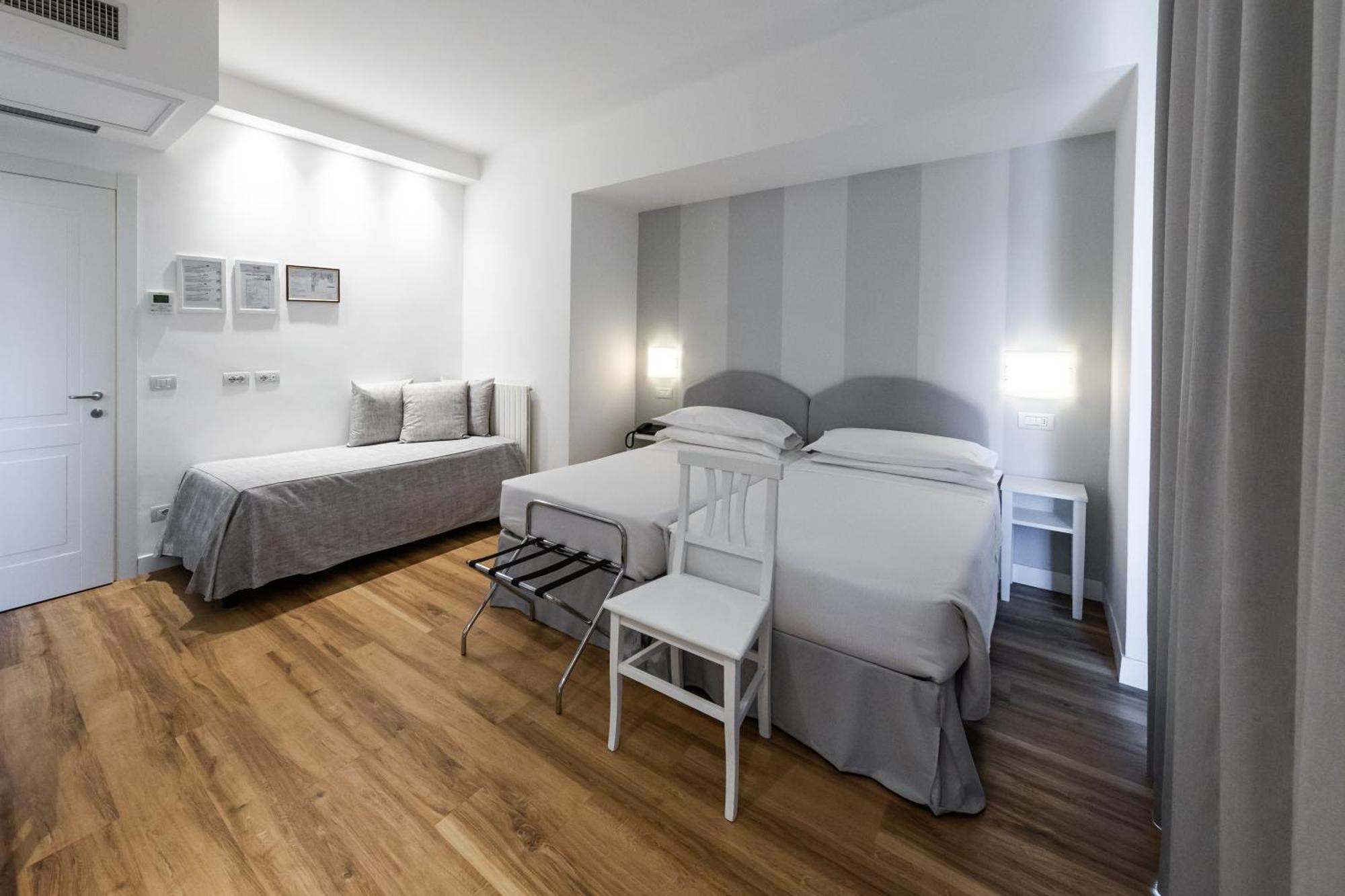 Dreibettzimmer