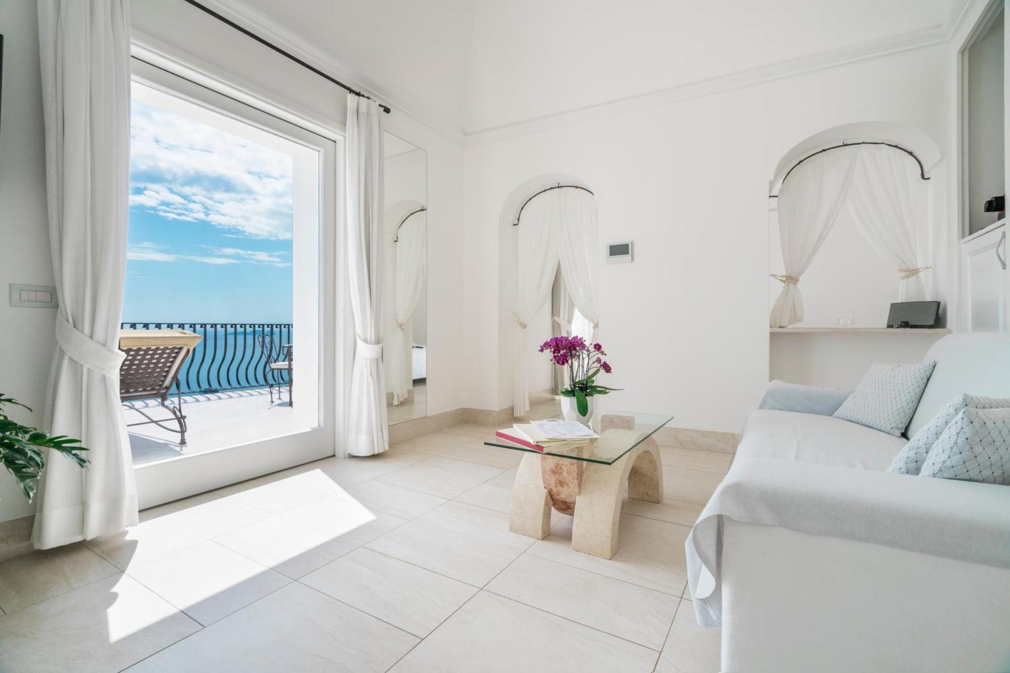 Suite Sea View,1682949958:JPEG