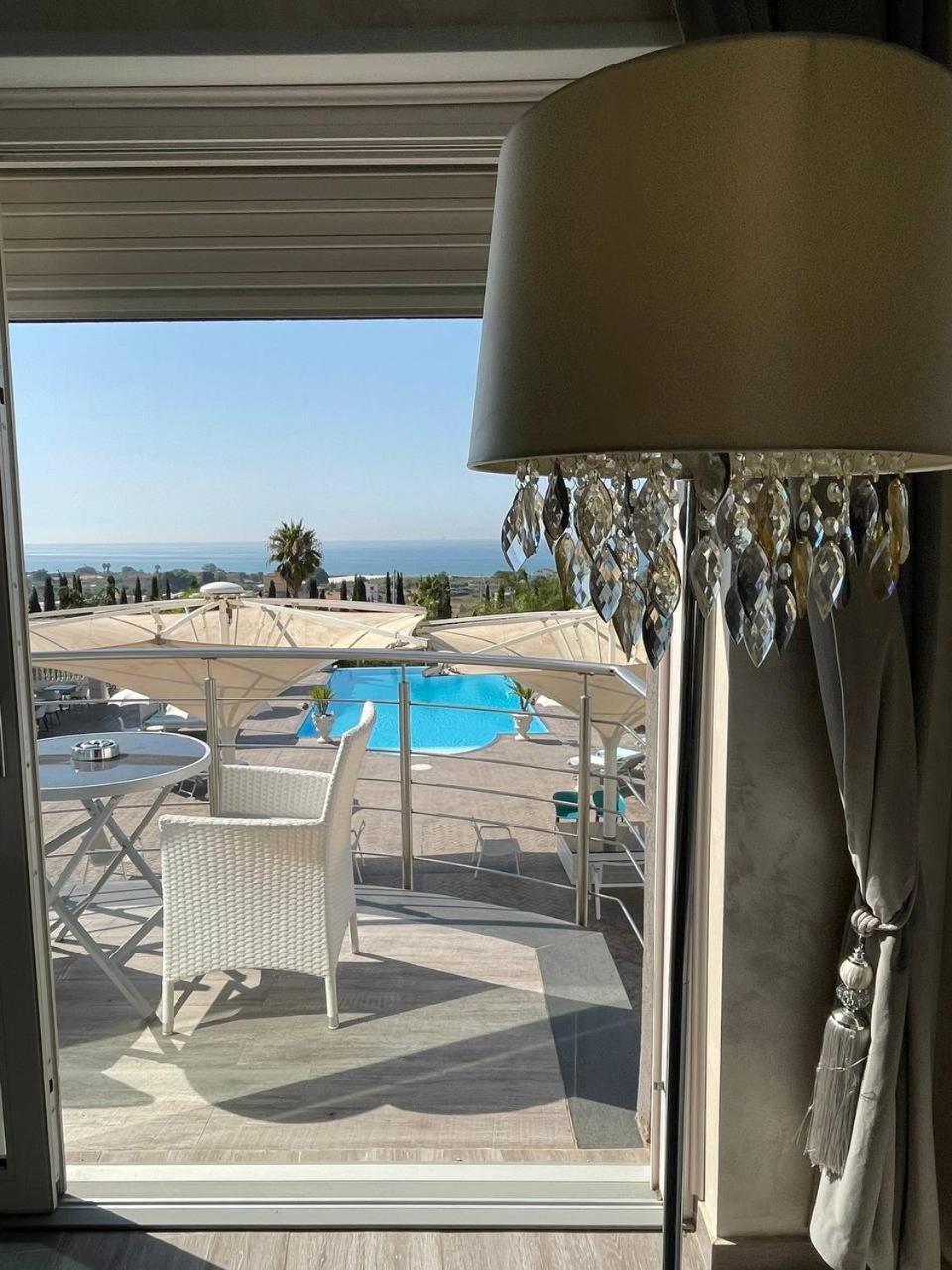 Deluxe Room Sea View