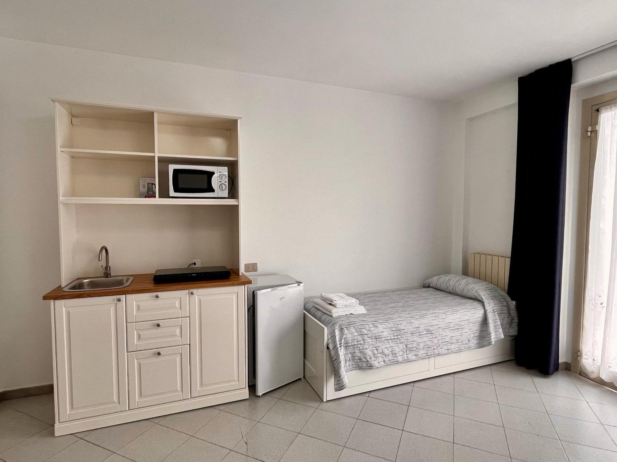 Appartamento con 1 Camera da Letto e Vista Piscina