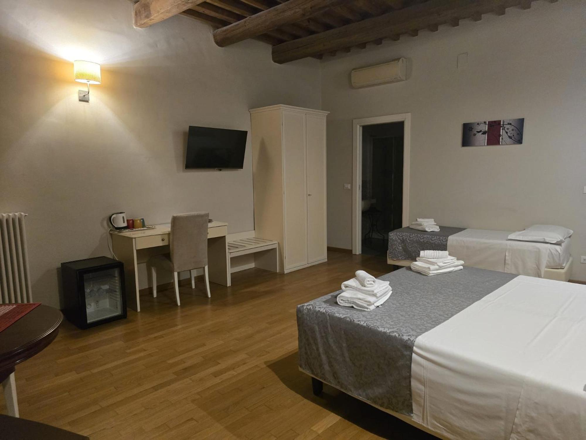 Triple Room