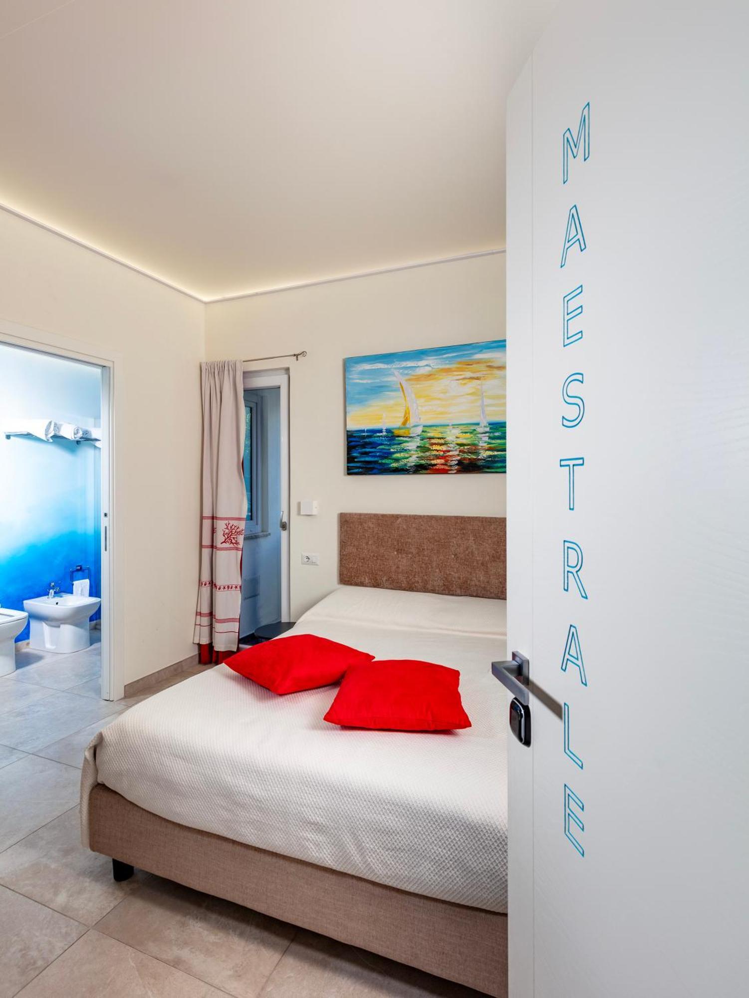 Quadruple Room Private Bathroom