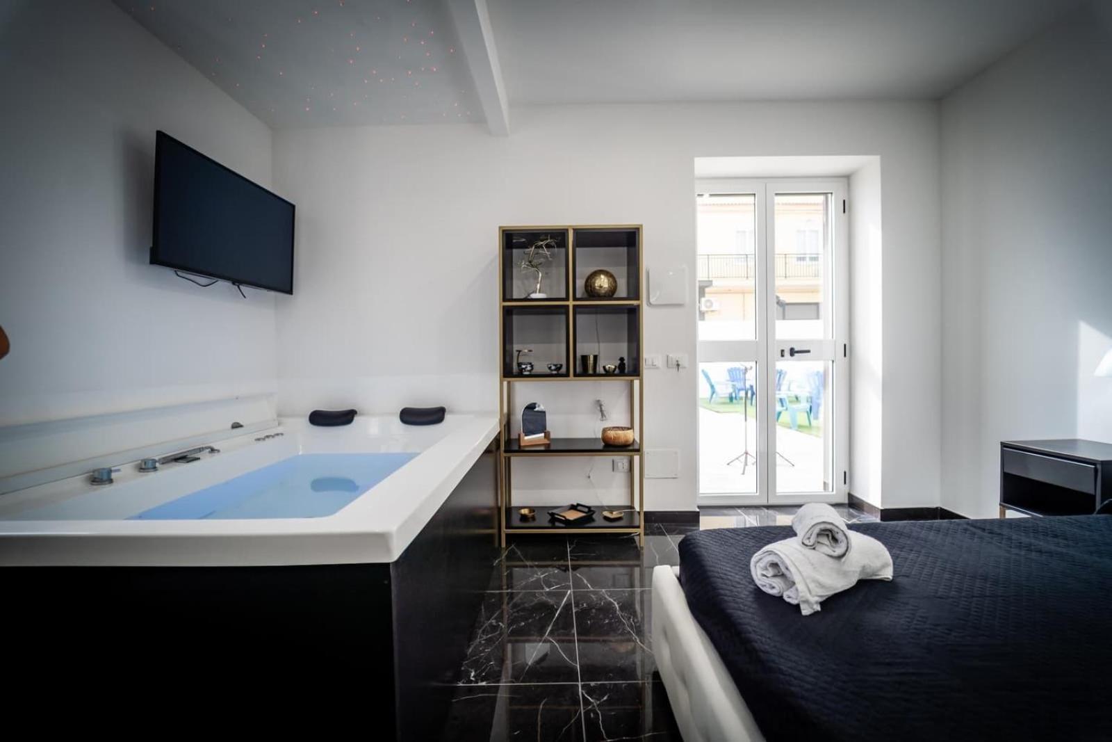 Suite Spa Bath