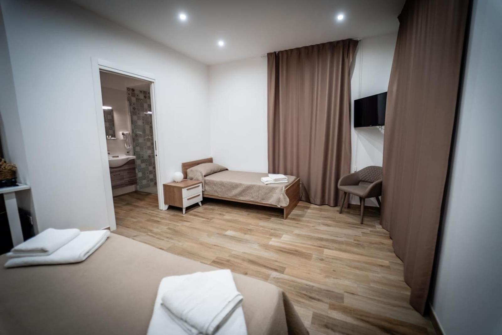 Comfort Triple Room