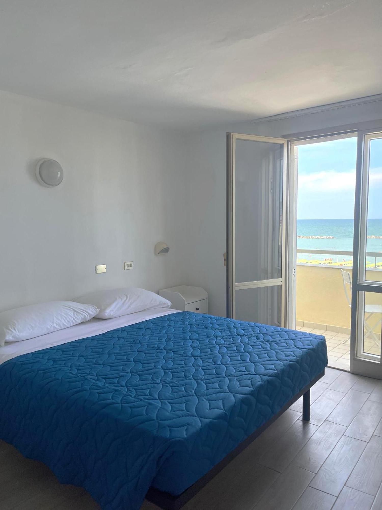 Family Room Sea View