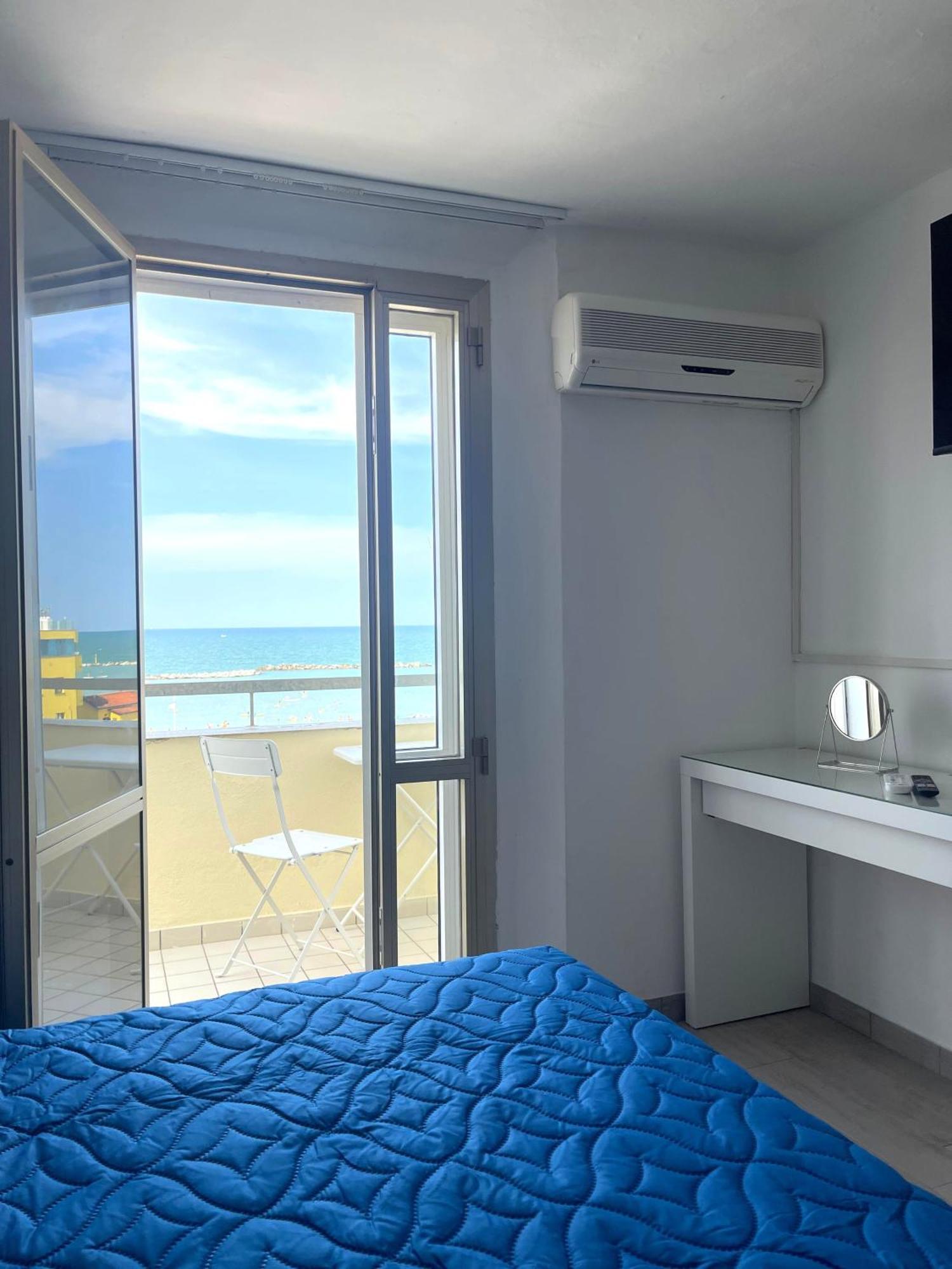 Family Room Sea View