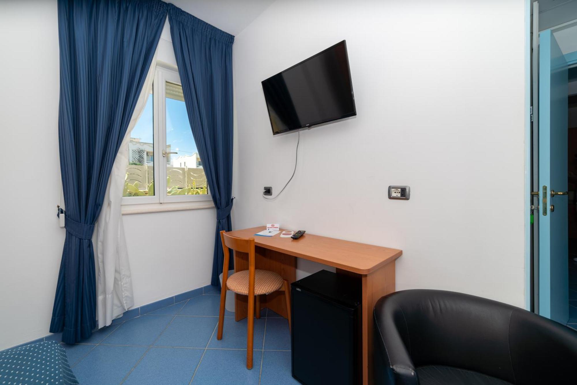 Economy Double or Twin Room