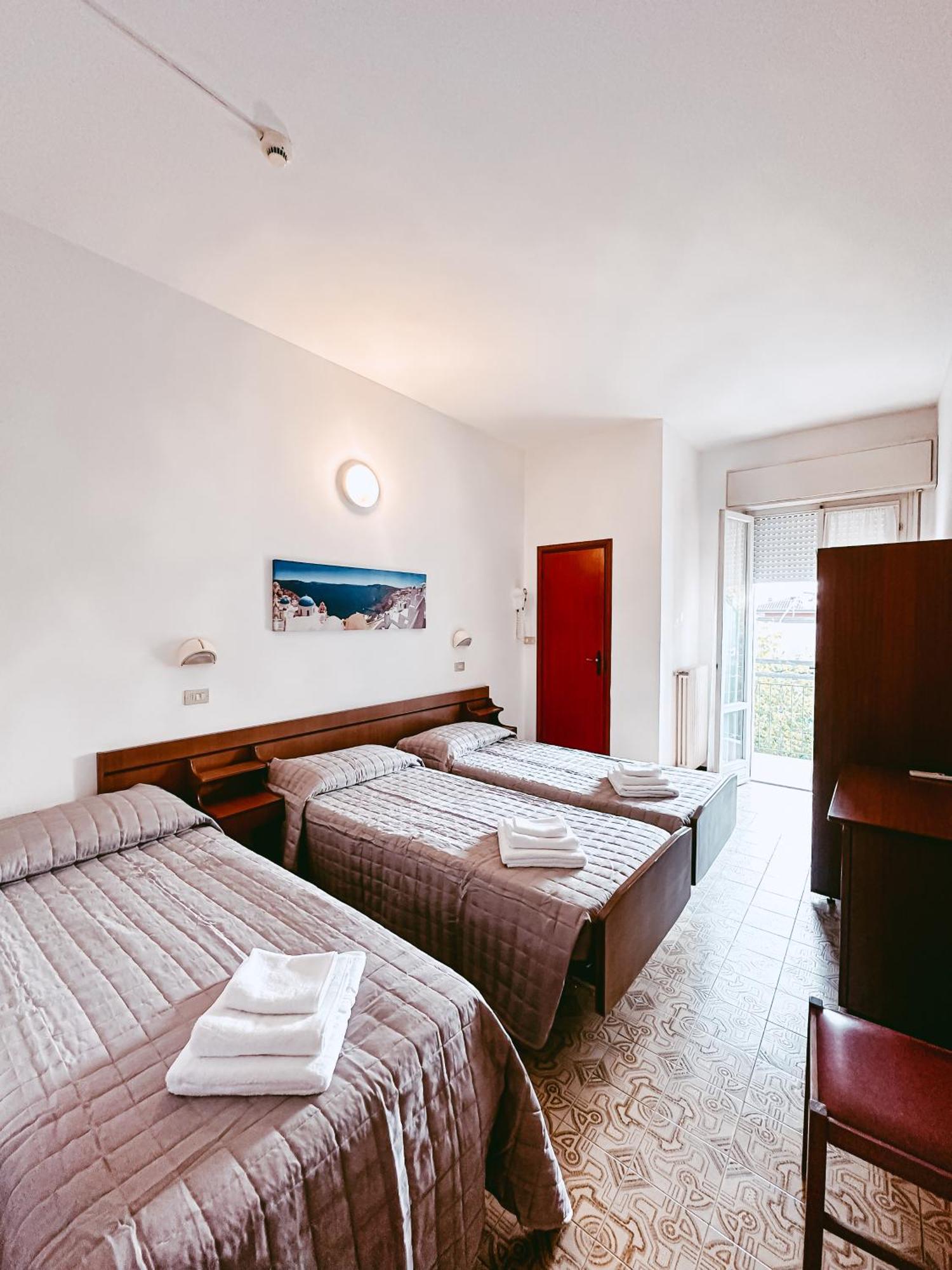 Classic Triple Room