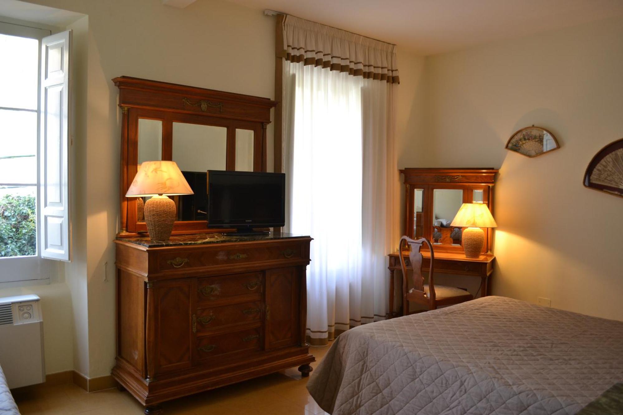 Double Room,1704939580:JPEG