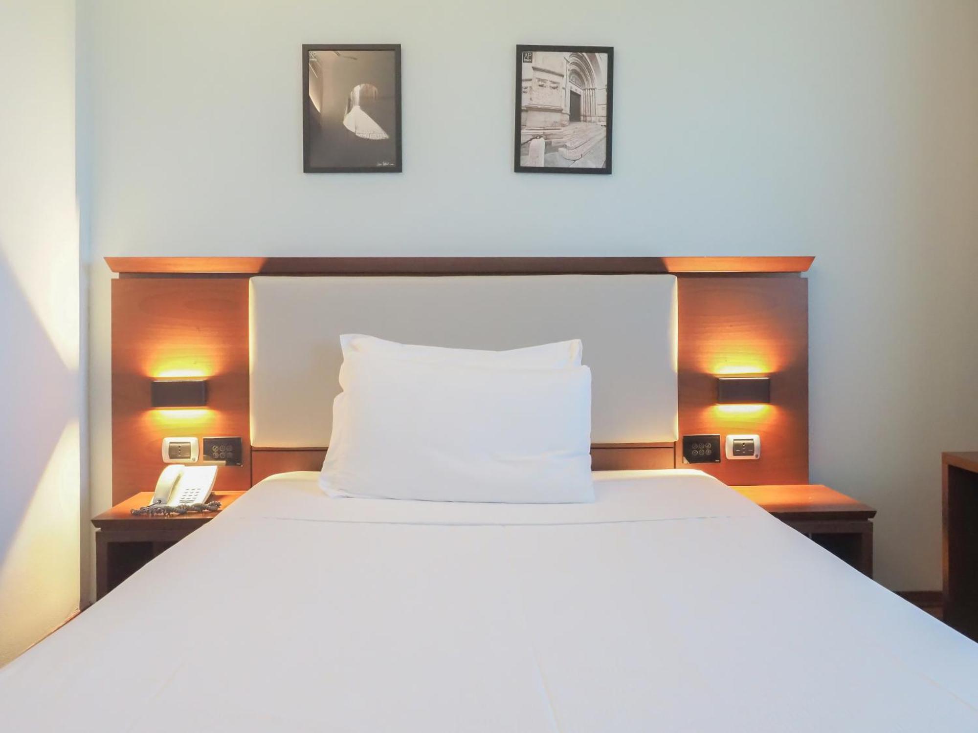 Single Room French Bed