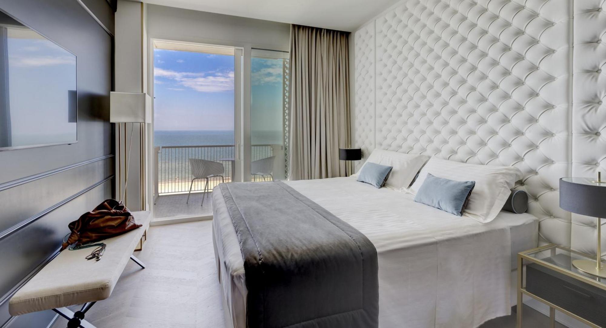 Queen Room Sea View