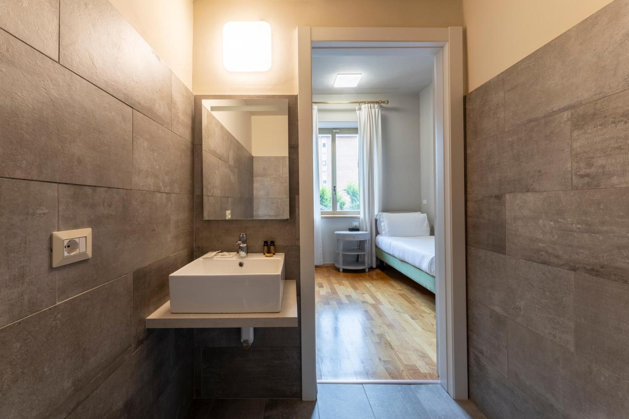 Standard Single Room