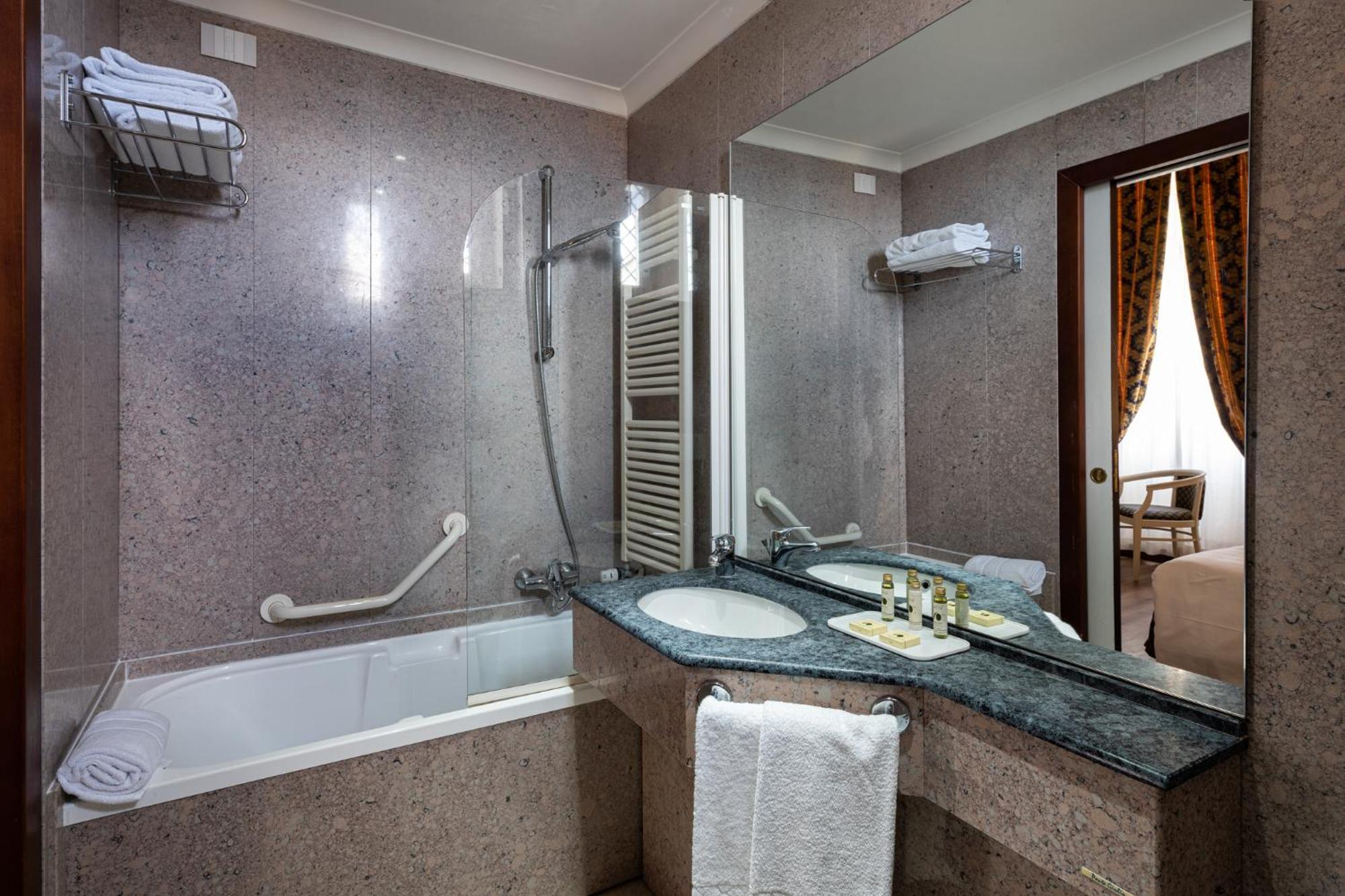 Superior Double Room Valley View