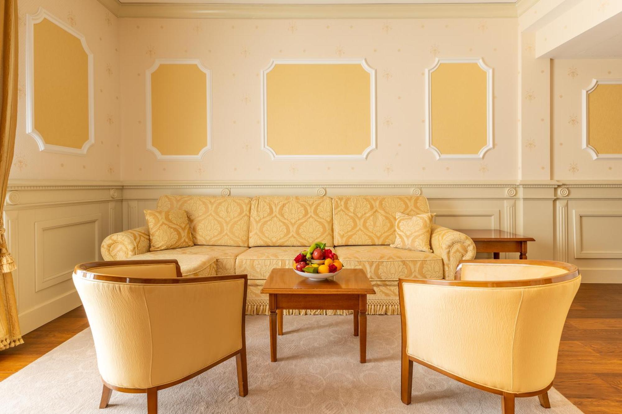 Suite