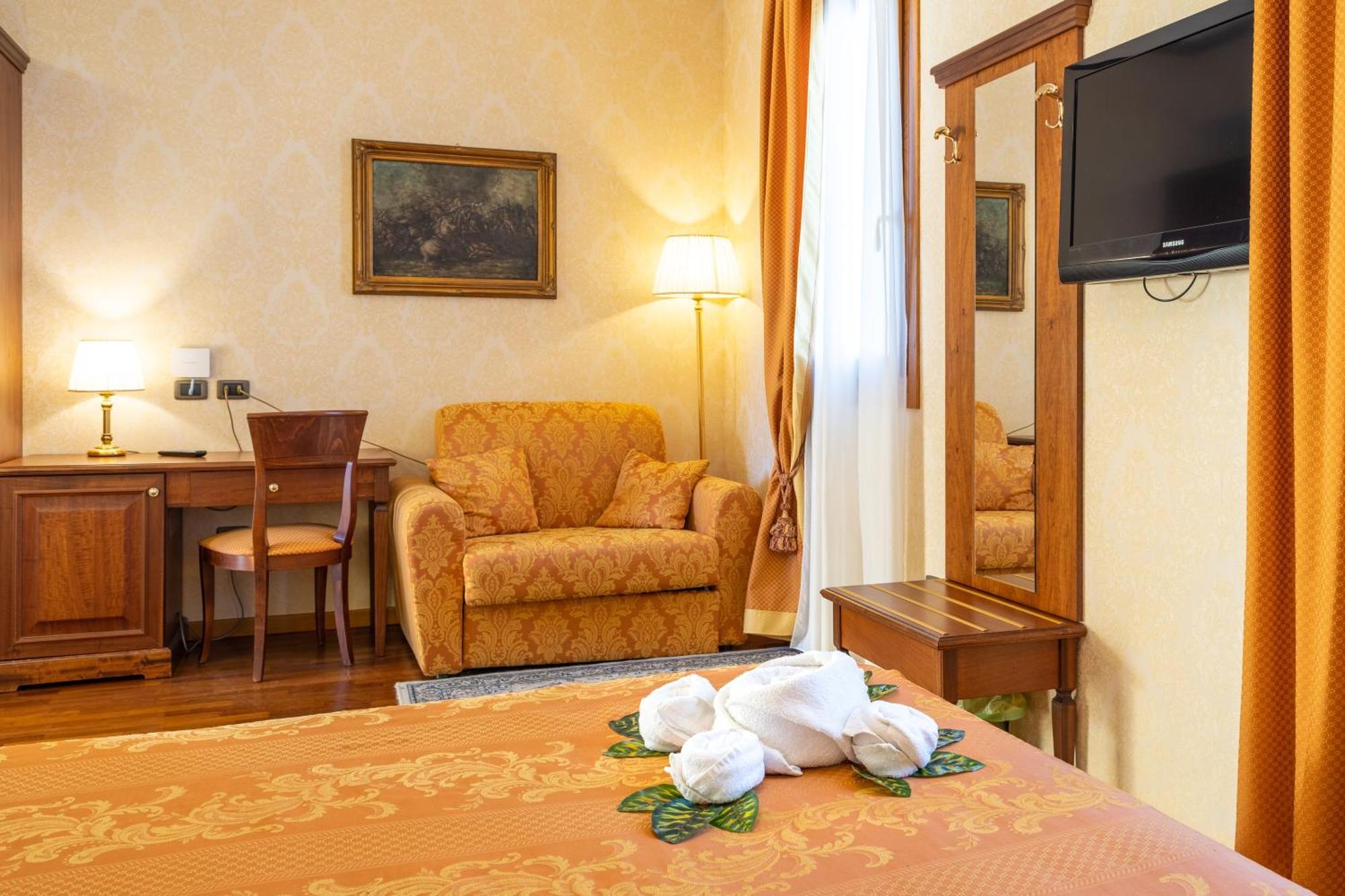 Double Room Spa Bath