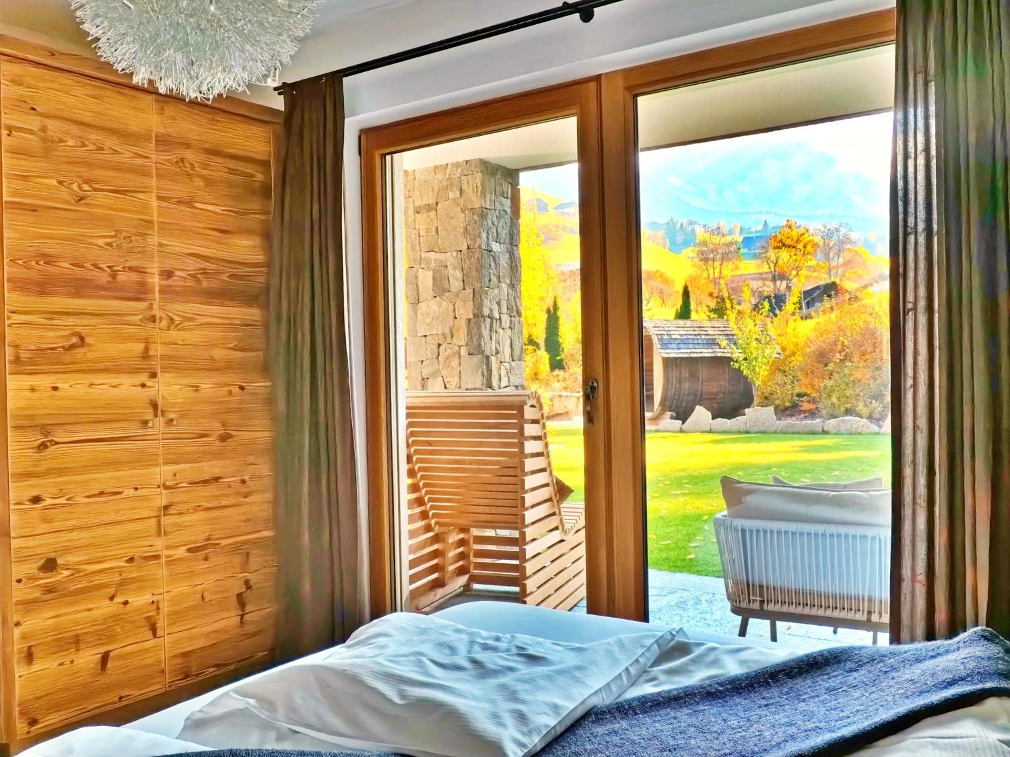 Deluxe Two-Bedroom Apartment