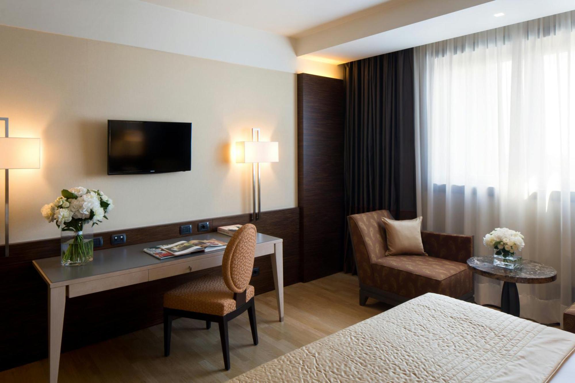 Deluxe Double or Twin Room,1729997212:JPEG