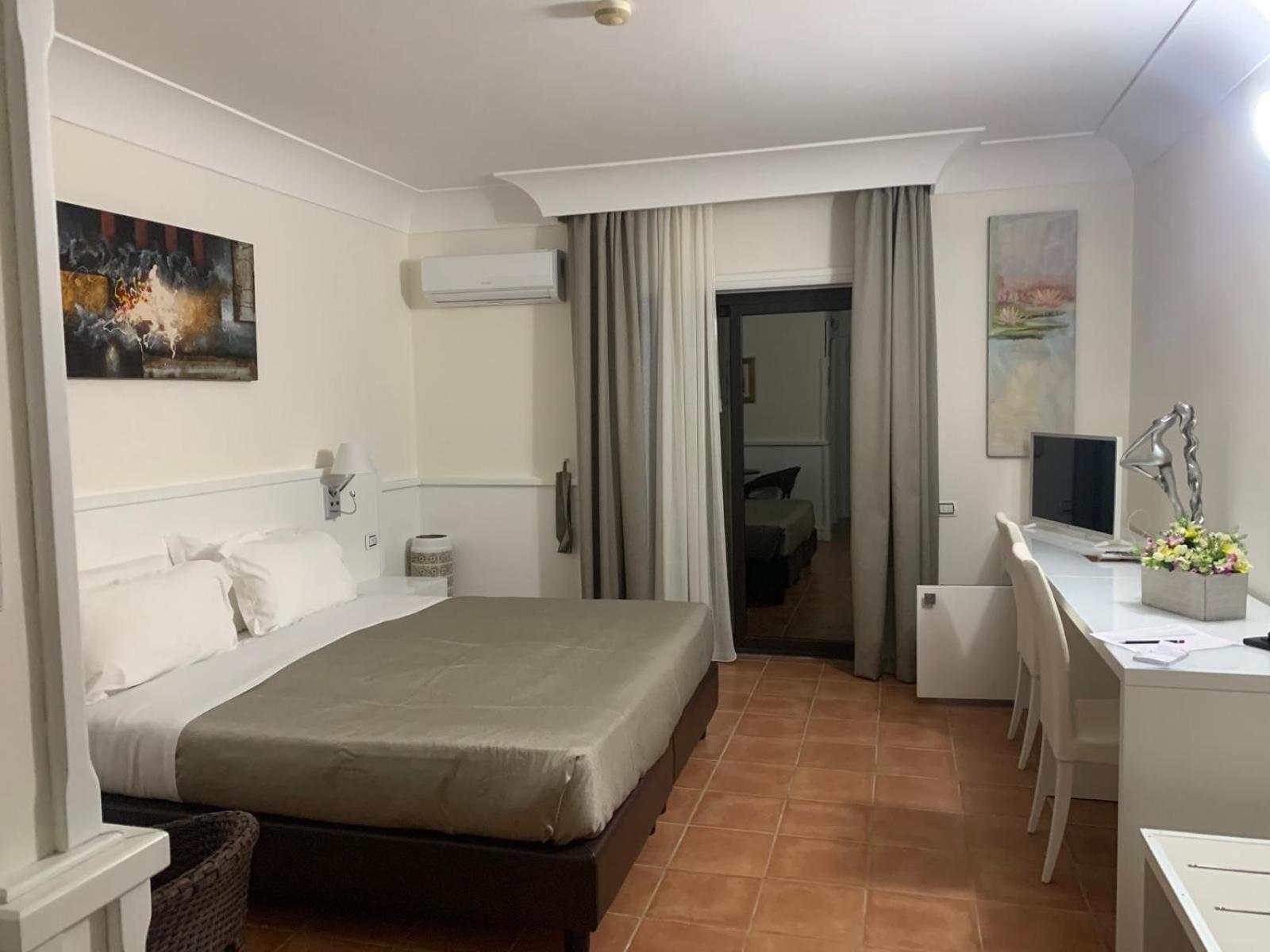 Dreibettzimmer